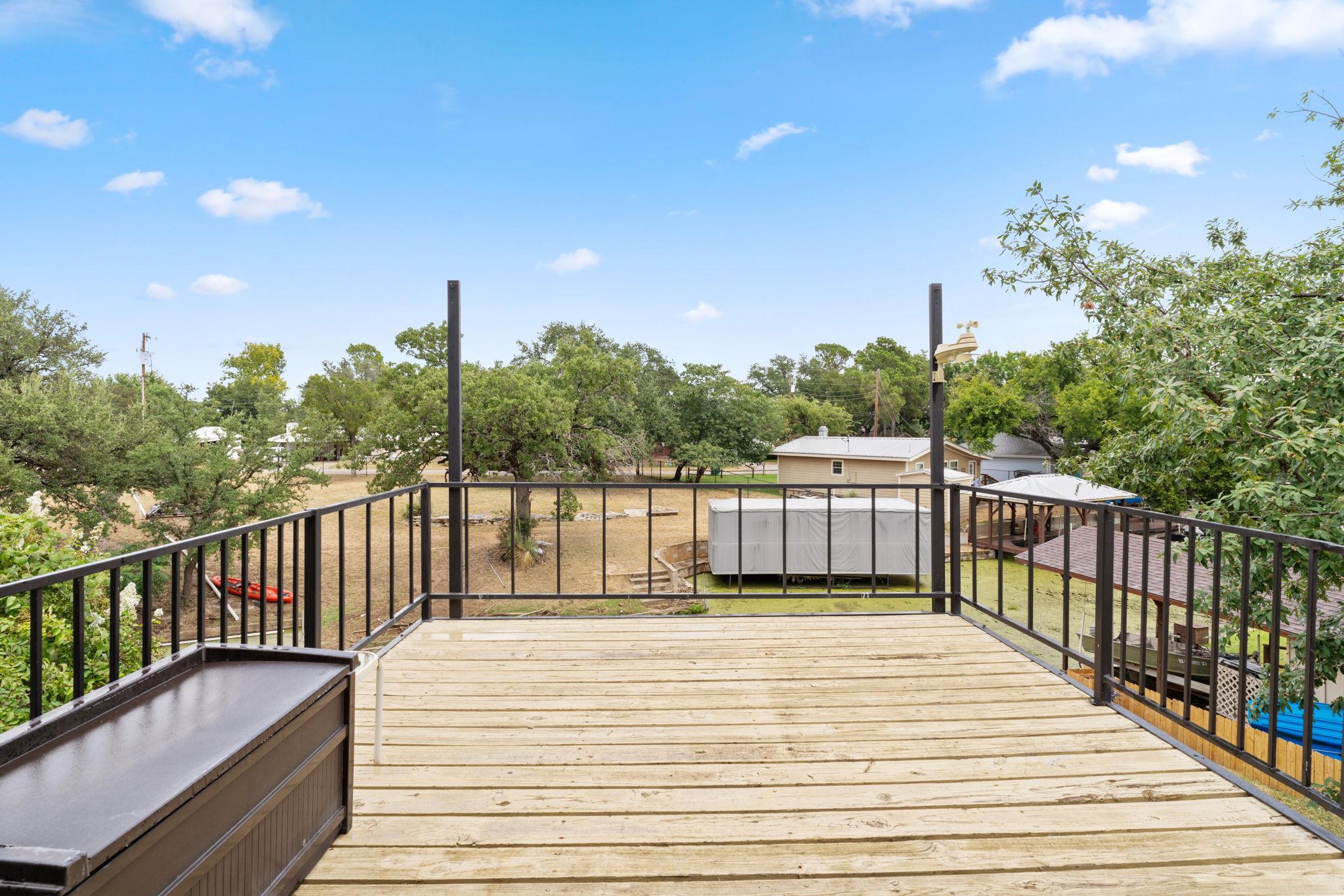 301 Twilight Ln, Granite Shoals, TX 78654