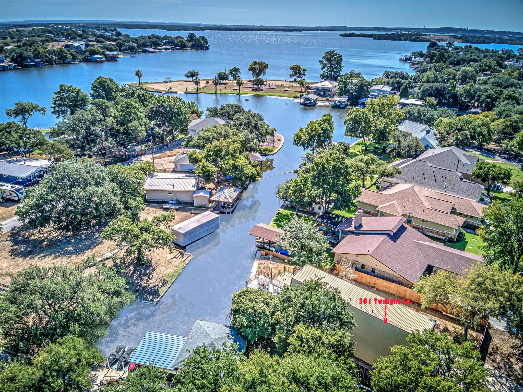 301 Twilight Ln, Marble Falls, TX 78654