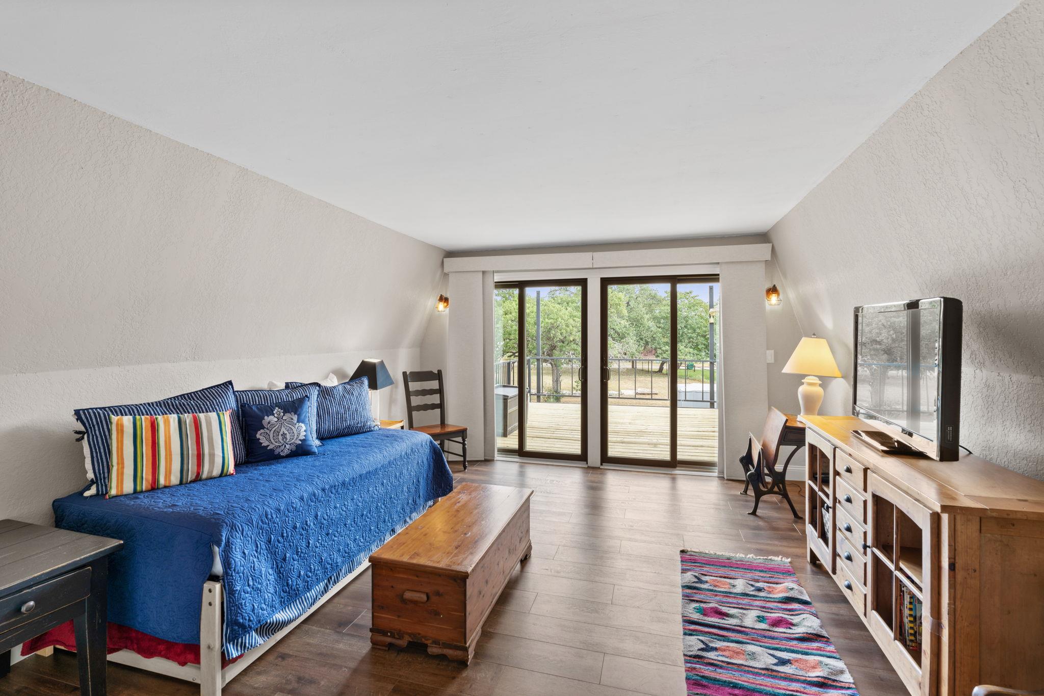 301 Twilight Ln, Granite Shoals, TX 78654