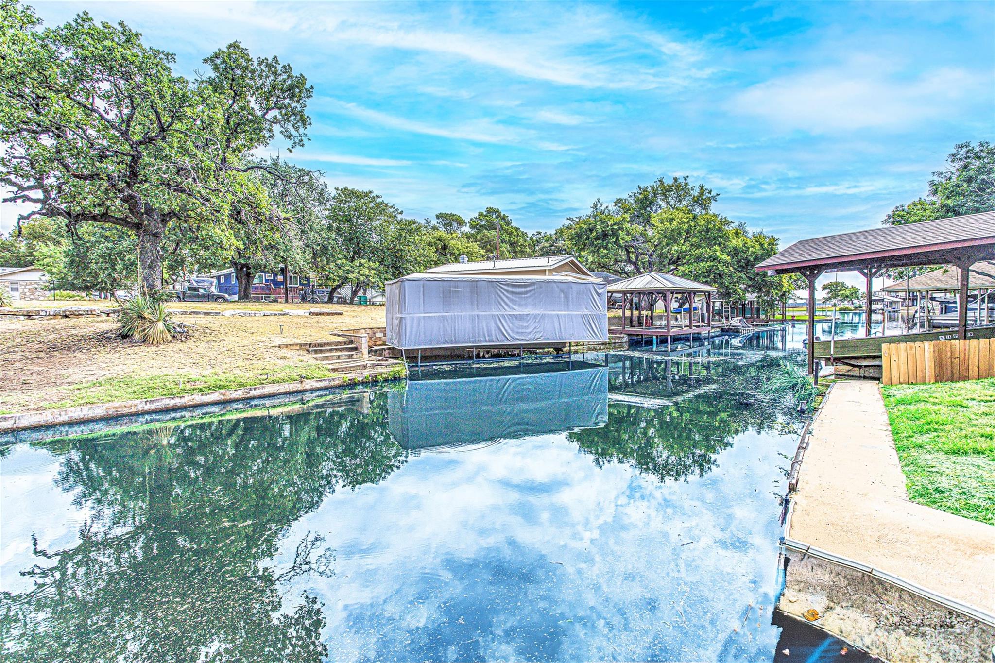 301 Twilight Ln, Granite Shoals, TX 78654