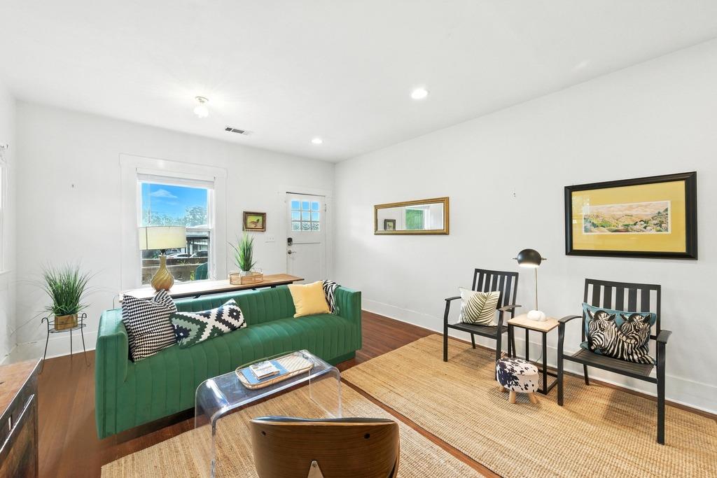 900 W Lynn St, Austin, TX 78703