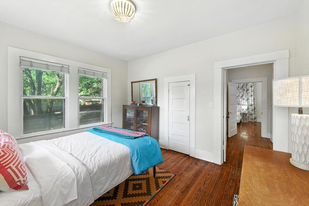 900 W Lynn St, Austin, TX 78703