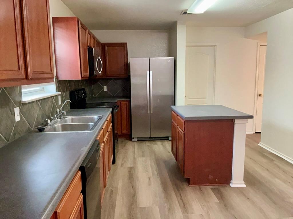 3502 Sandy Brook Dr, Round Rock, TX 78665