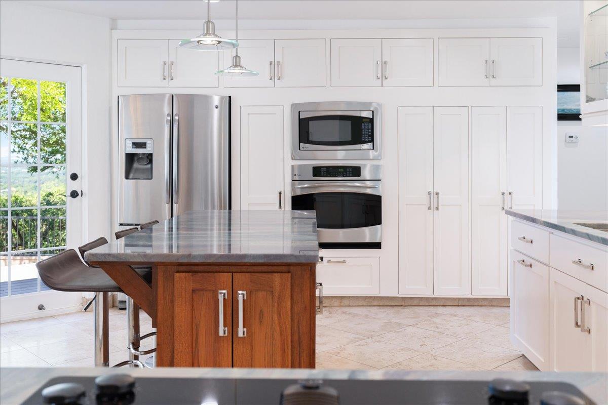 1306 Quaker Ridge Dr, Austin, TX 78746