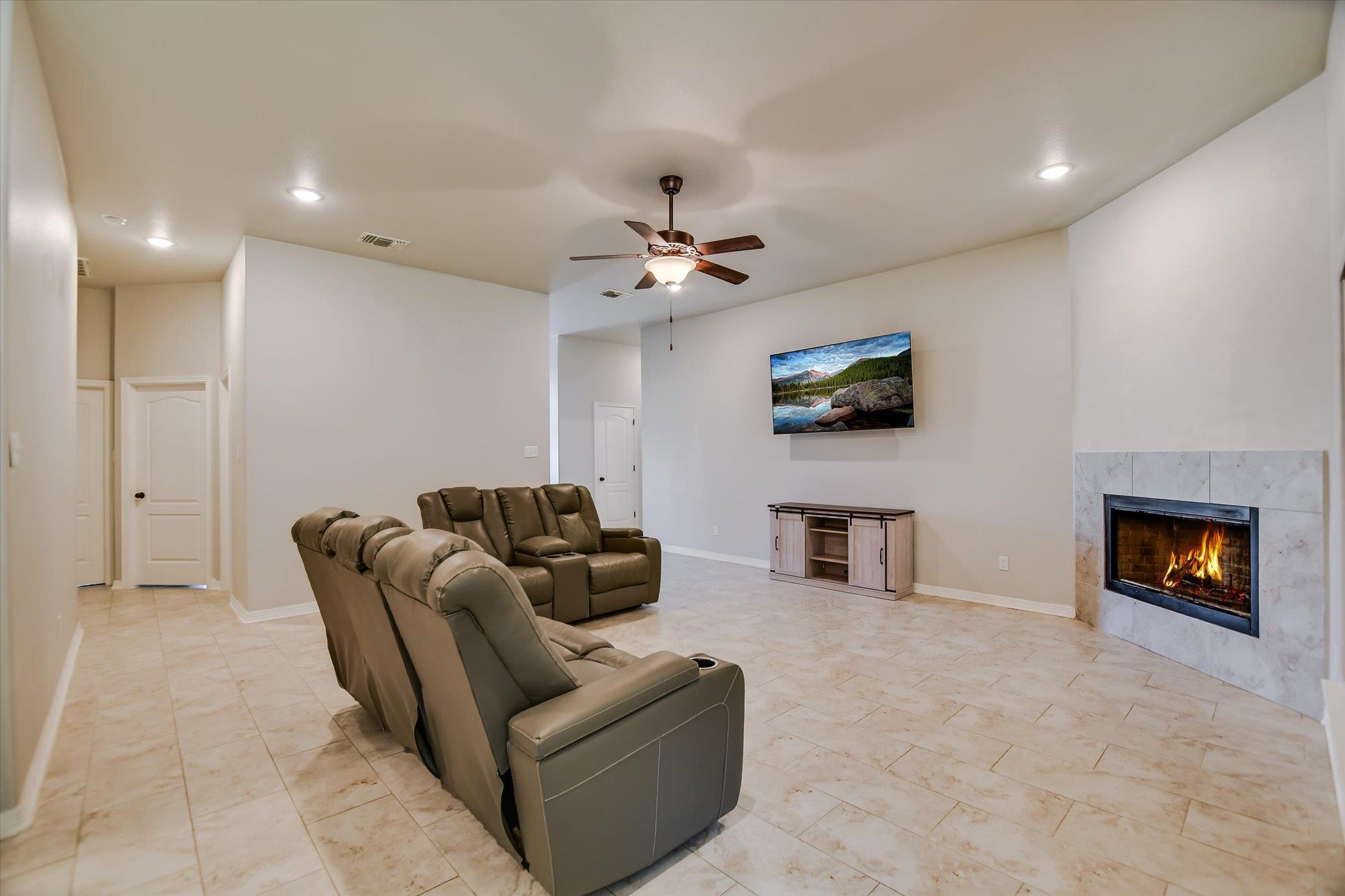 609 Holstein Dr, Belton, TX 76513