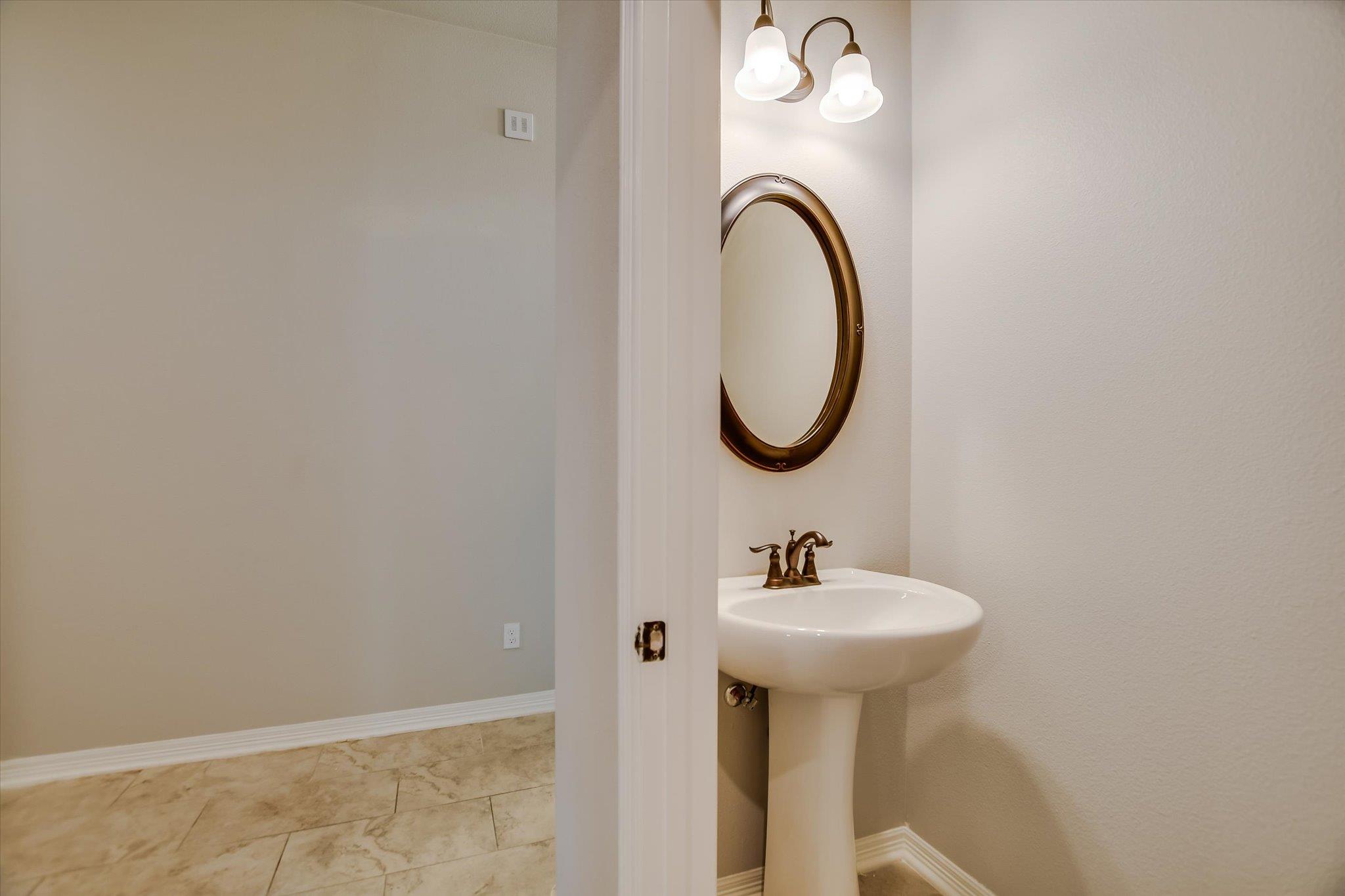 609 Holstein Dr, Belton, TX 76513