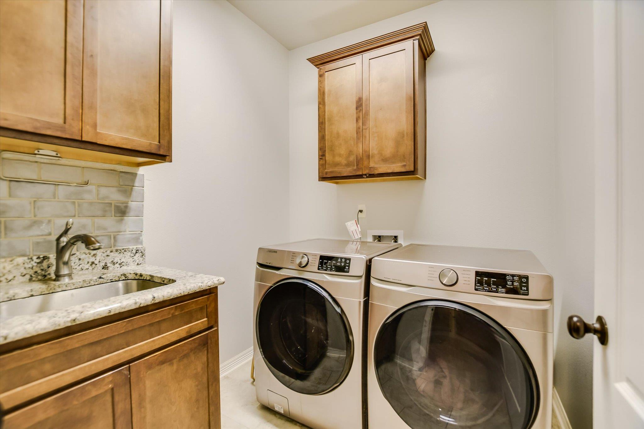 609 Holstein Dr, Belton, TX 76513