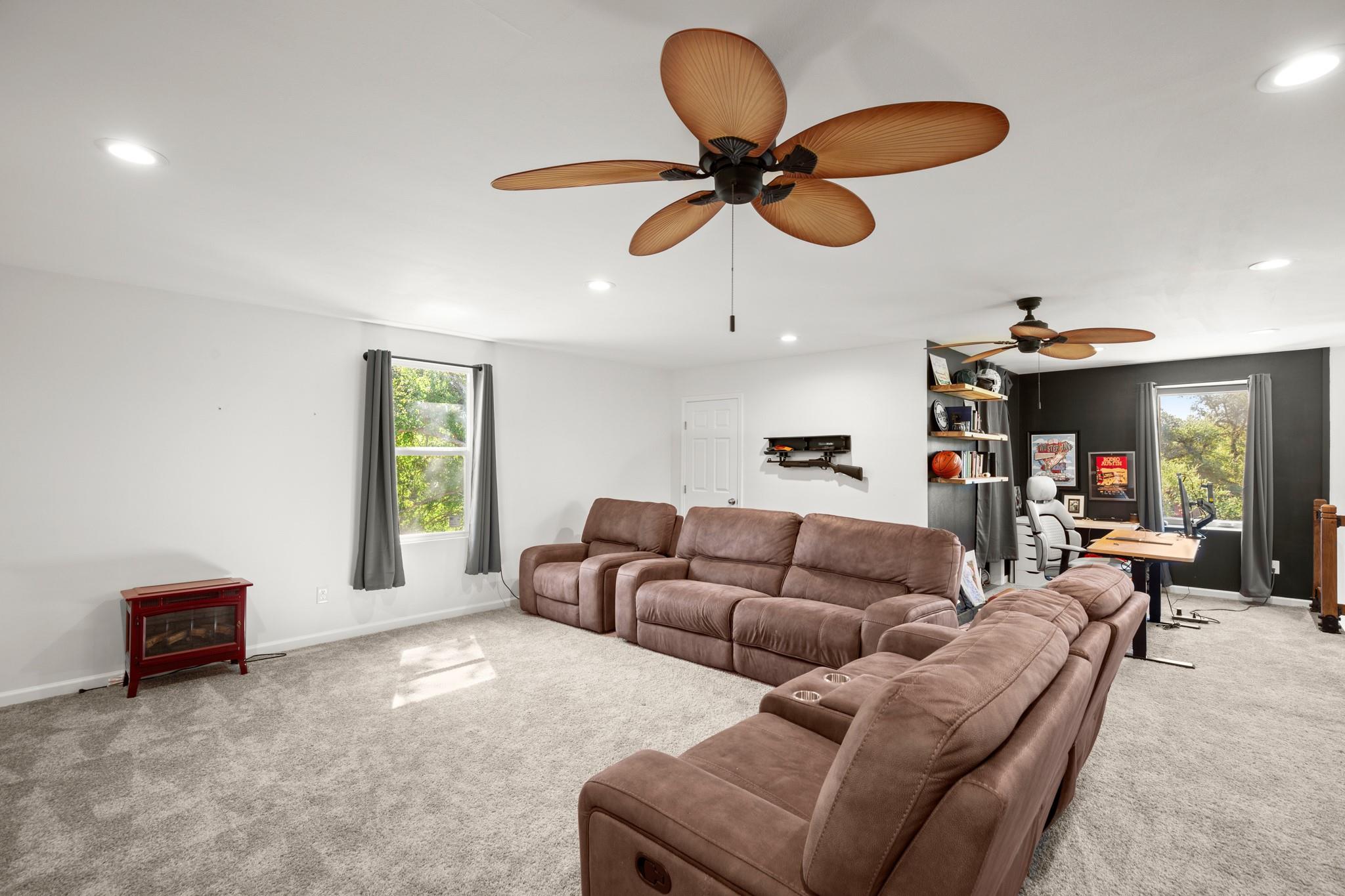 1315 W New Hope Dr, Cedar Park, TX 78613