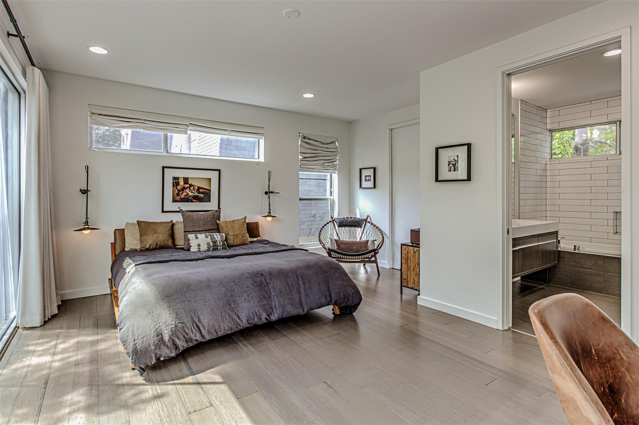 104 W 45 St, Austin, TX 78751