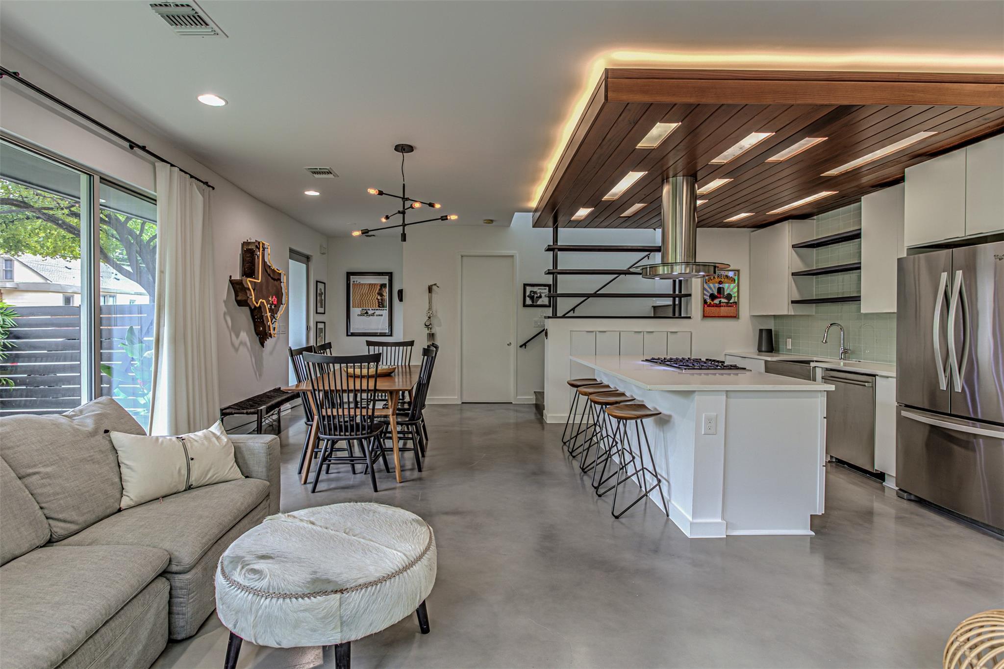 104 W 45 St, Austin, TX 78751