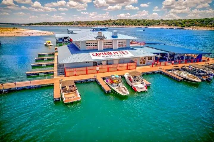 18401 Valley Hill Ln, Point Venture, TX 78645