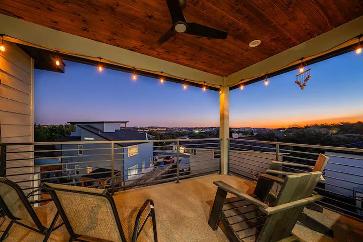 18401 Valley Hill Ln, Point Venture, TX 78645