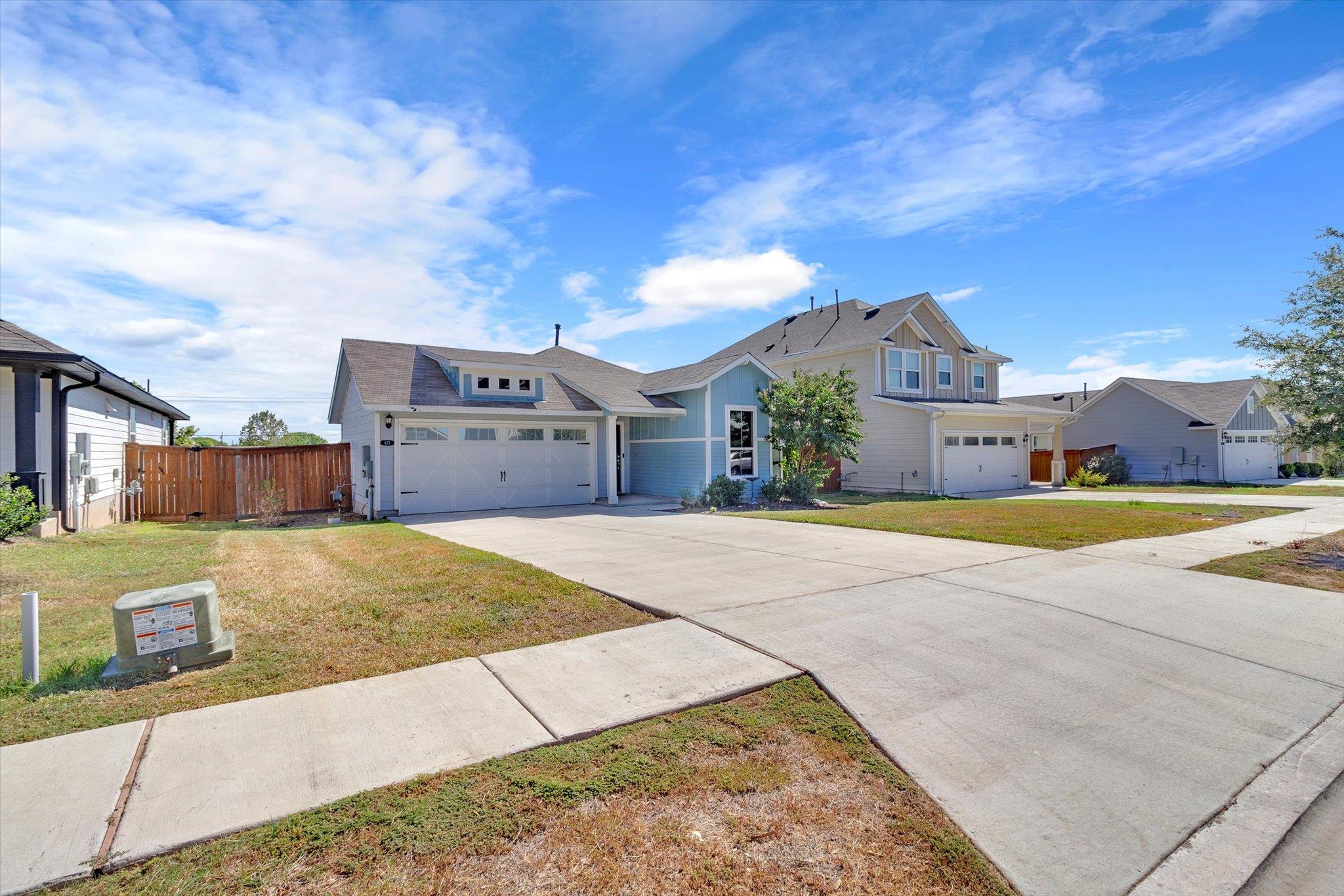 425 Spiny Lizard Ln, San Marcos, TX 78666