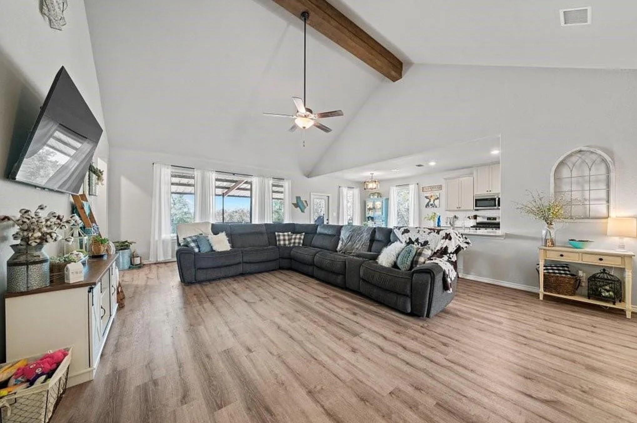 100 Lost Falls Cv, Wimberley, TX 78676