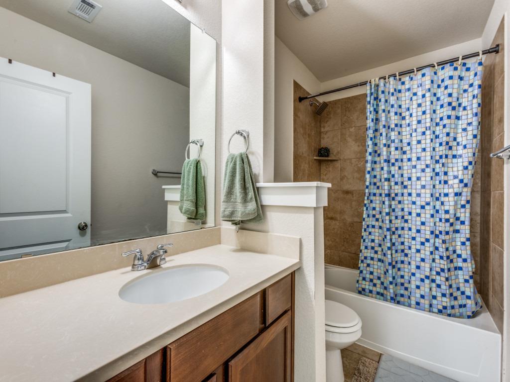 5906 Wolf Pack Dr, Pflugerville, TX 78660