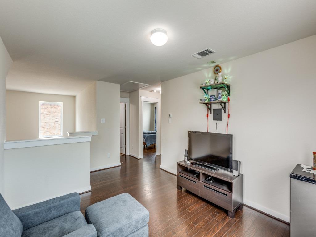 5906 Wolf Pack Dr, Pflugerville, TX 78660