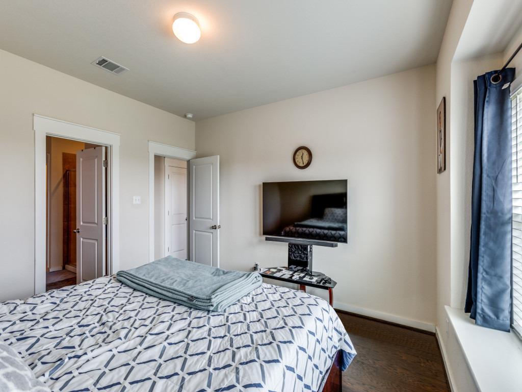 5906 Wolf Pack Dr, Pflugerville, TX 78660