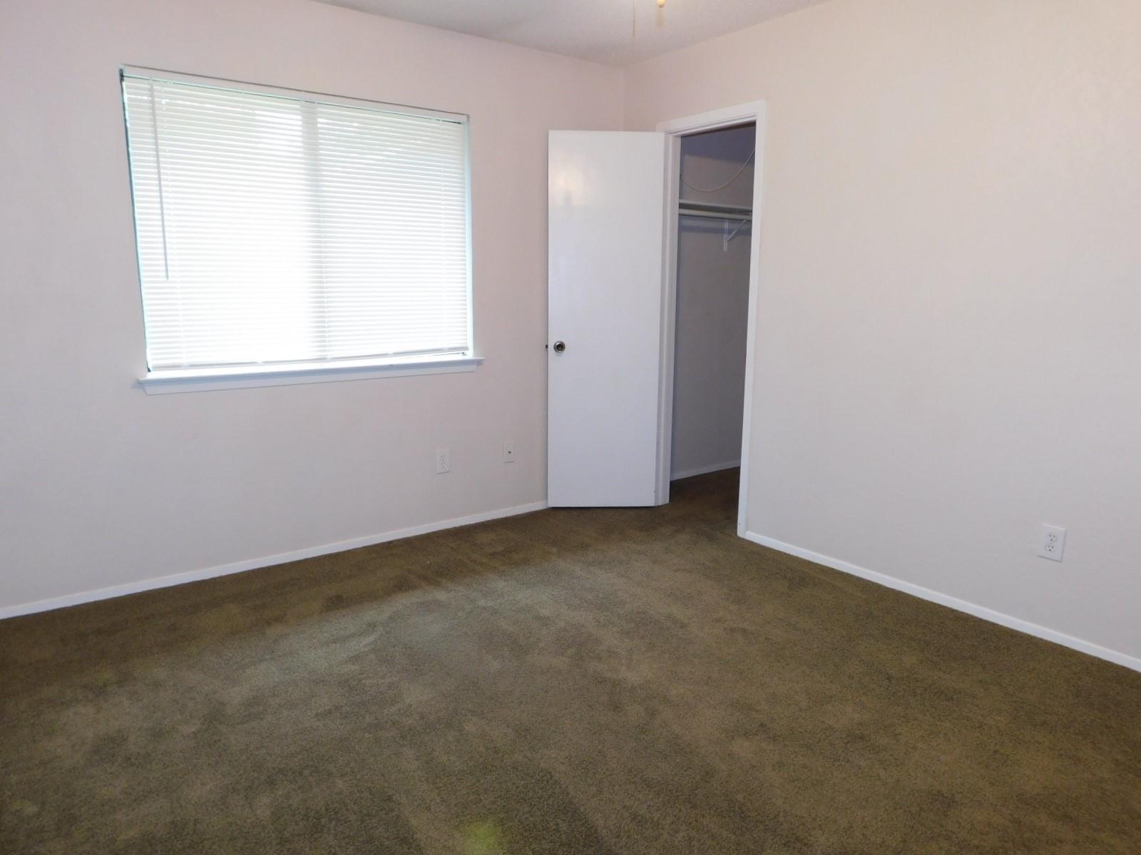 806 Country Aire Dr # A, Round Rock, TX 78664