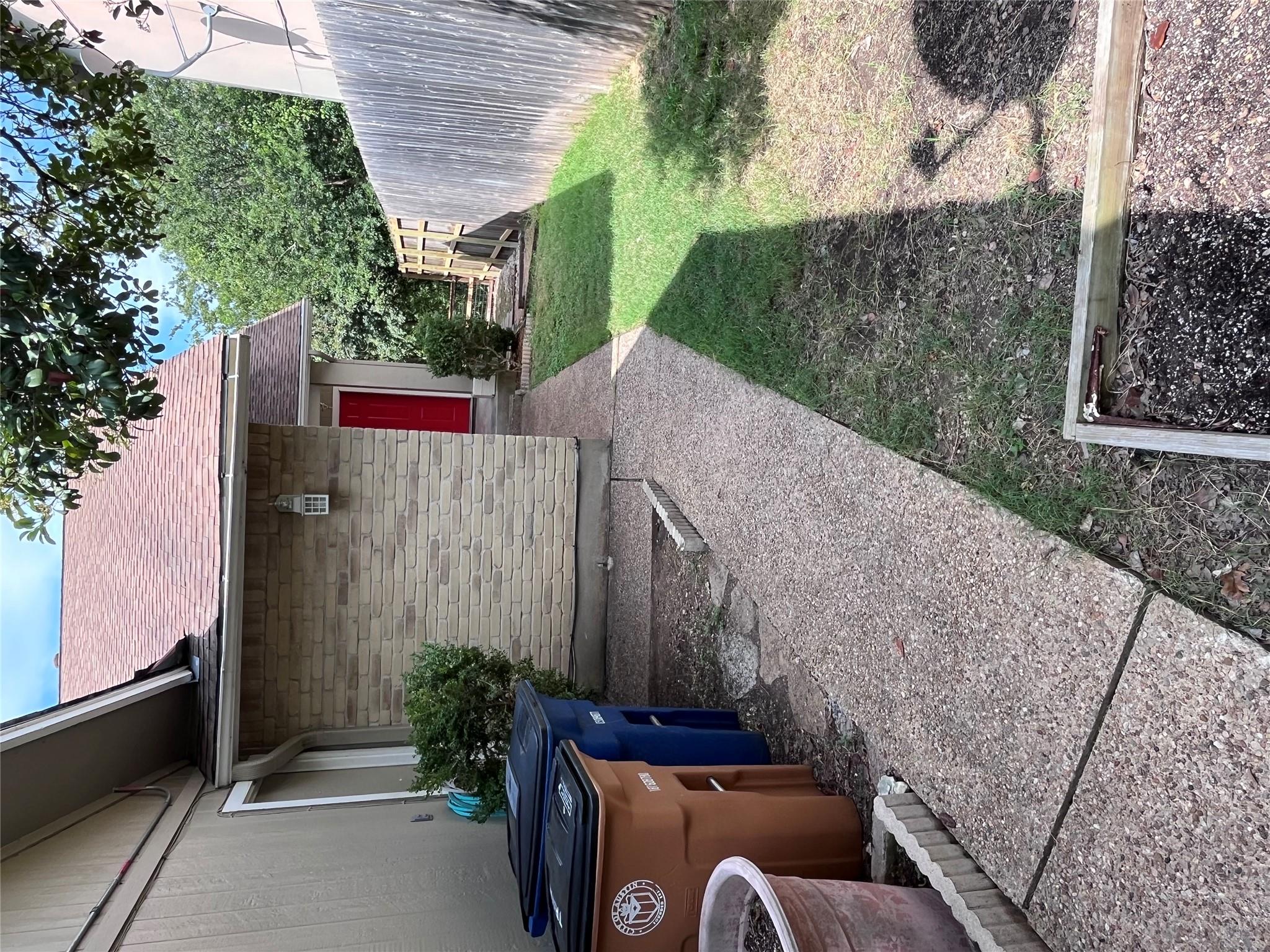 6490 HART Ln, Austin, TX 78731