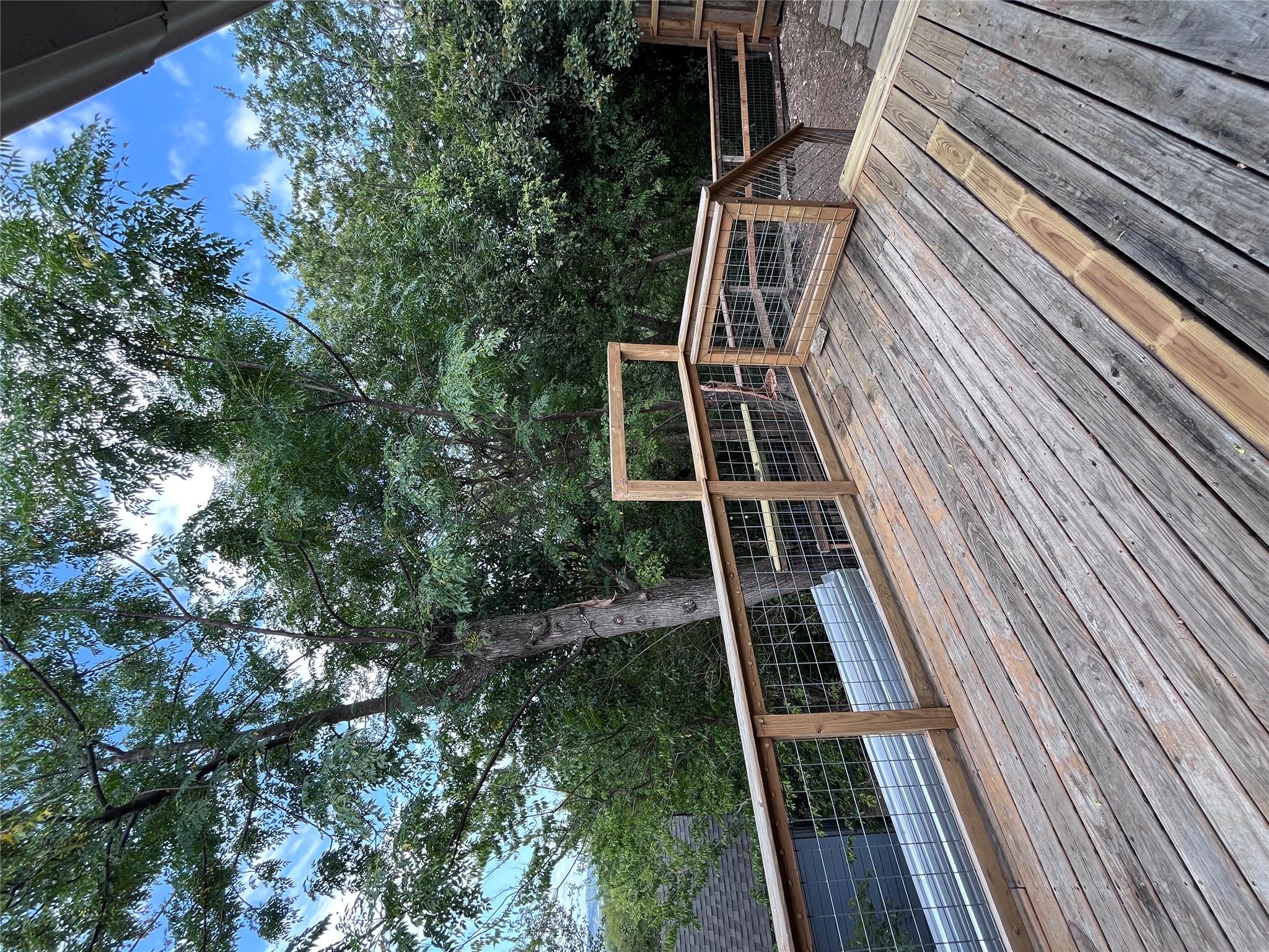 6490 HART Ln, Austin, TX 78731