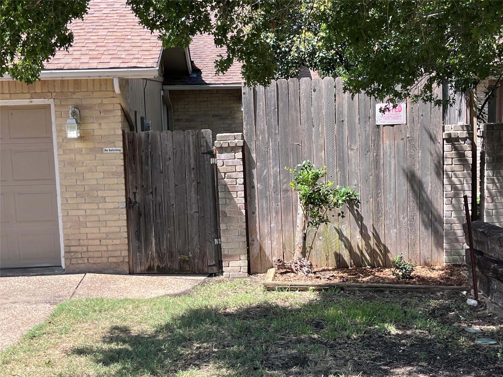 6490 HART Ln, Austin, TX 78731