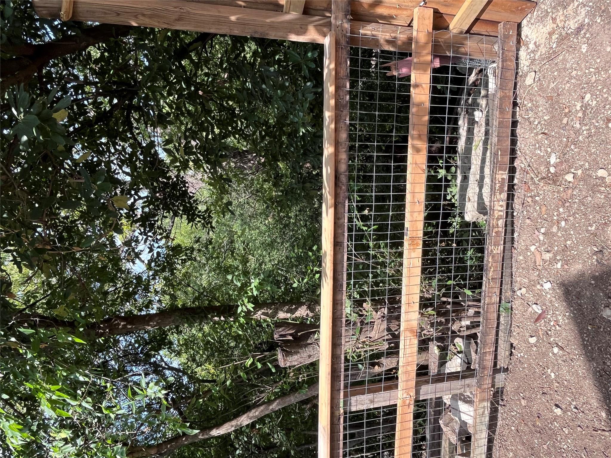 6490 HART Ln, Austin, TX 78731