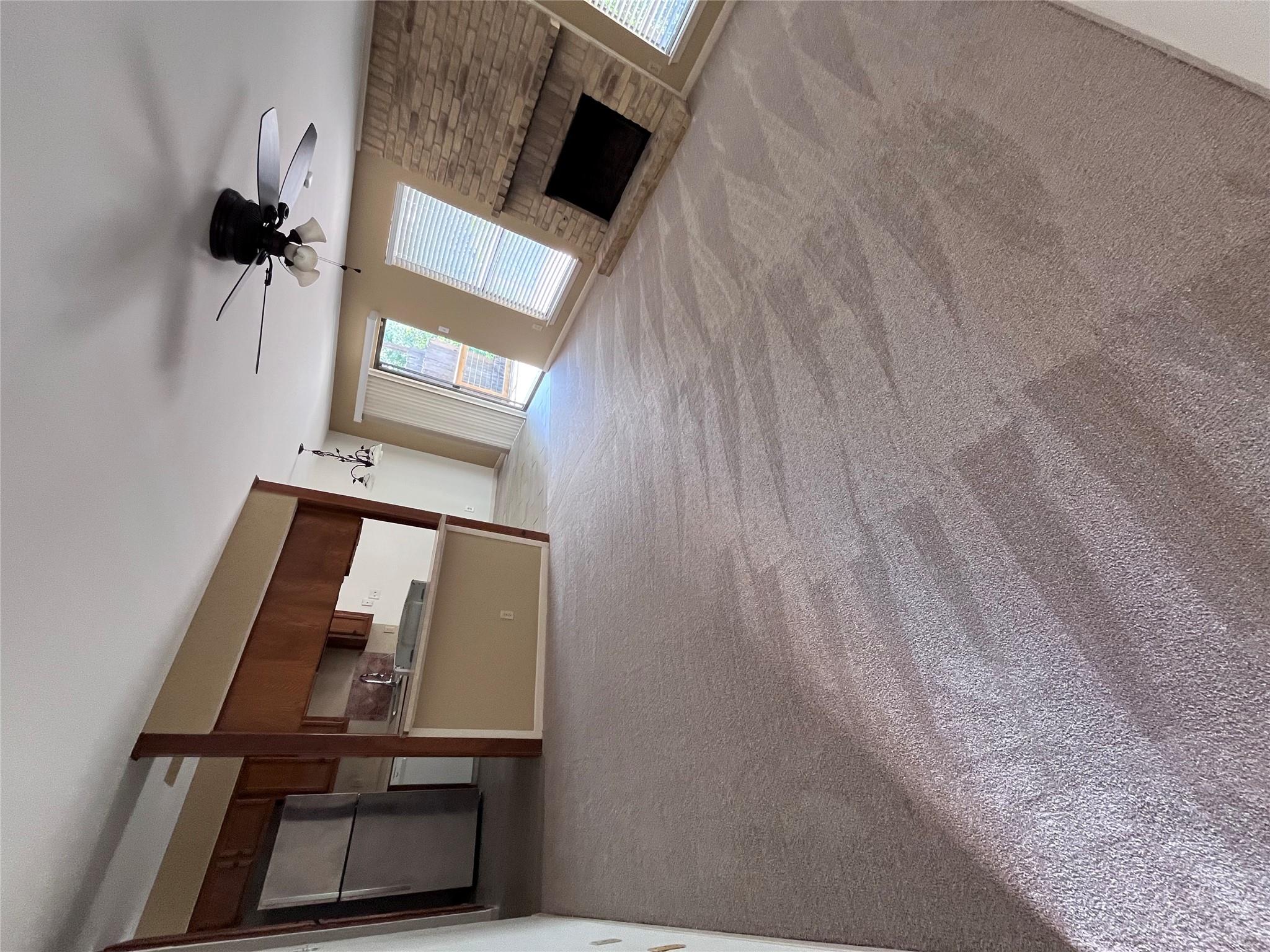 6490 HART Ln, Austin, TX 78731