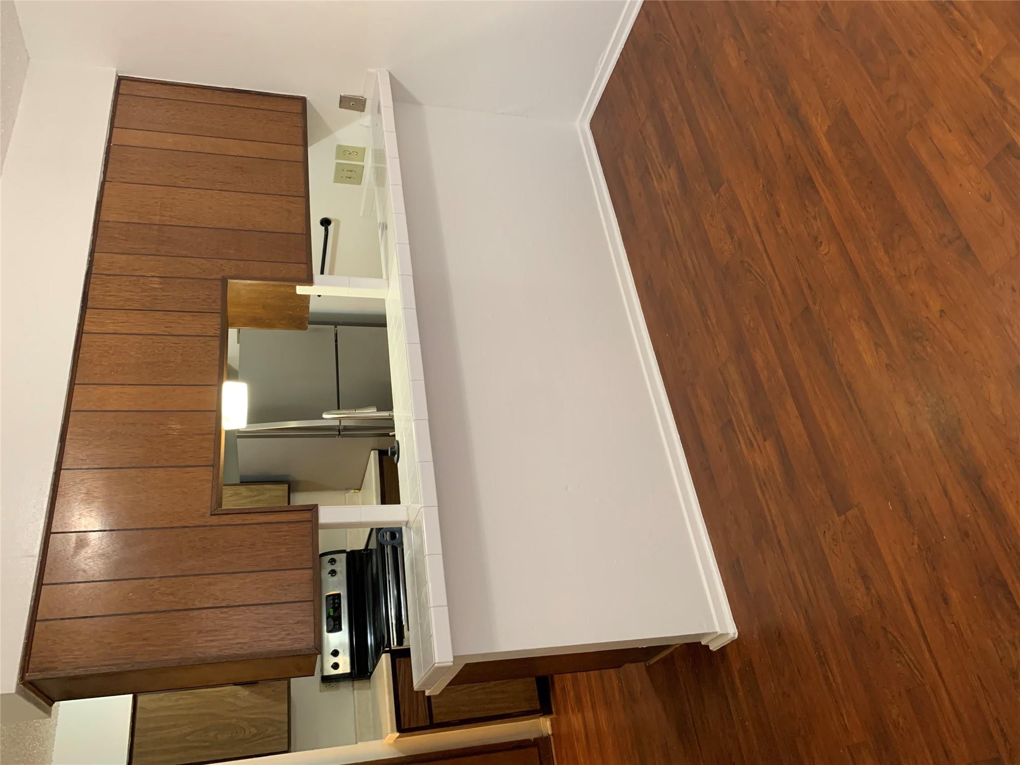 8112 Sonnet Ave # 102, Austin, TX 78759