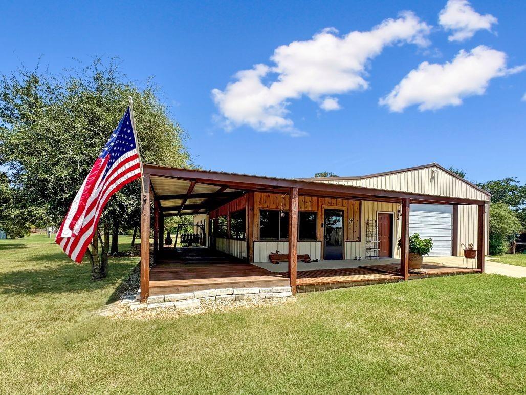 1786 County Road 348 Loop, Gause, TX 77857