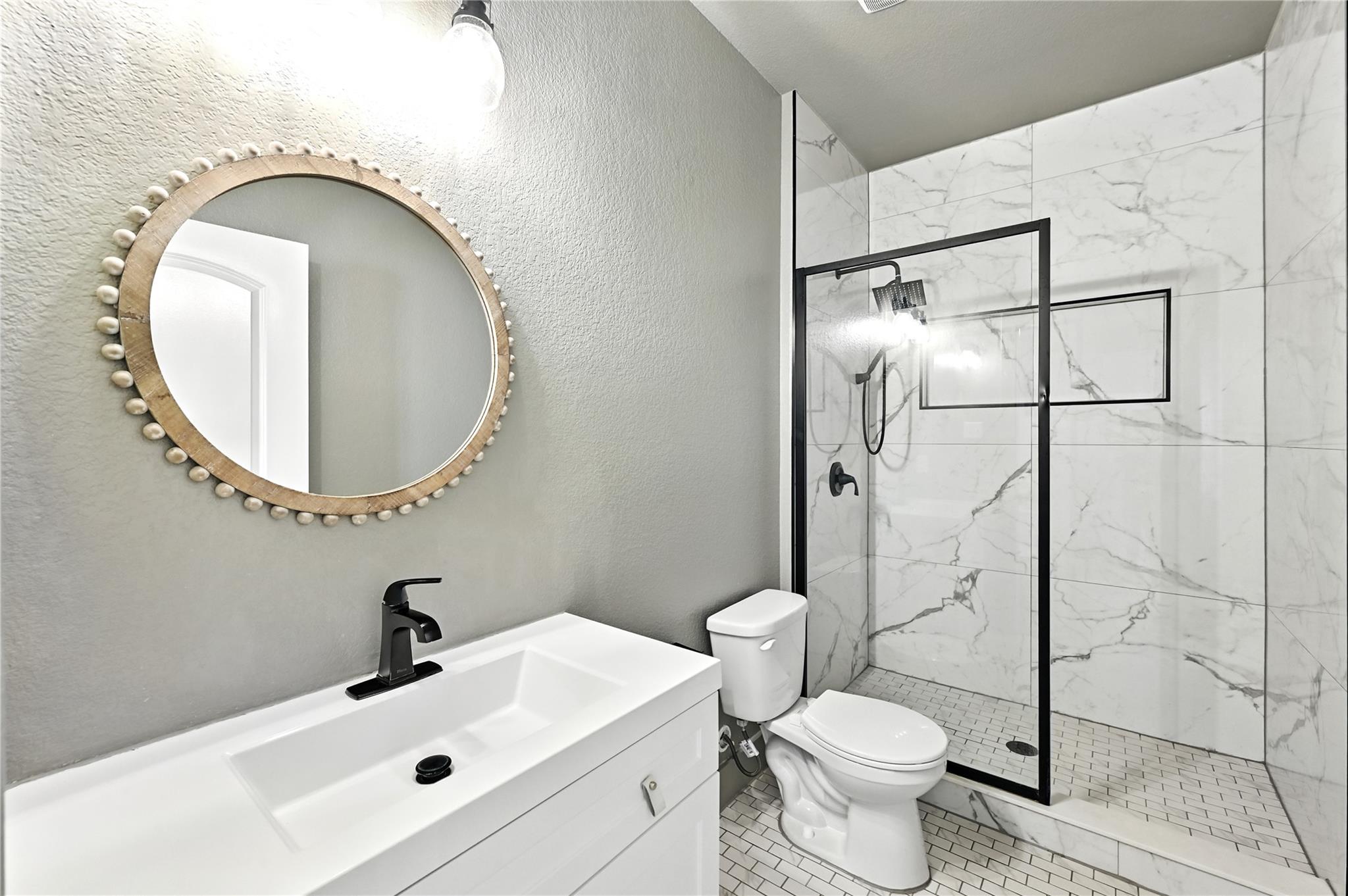 126 Silktassel Way, Buda, TX 78610