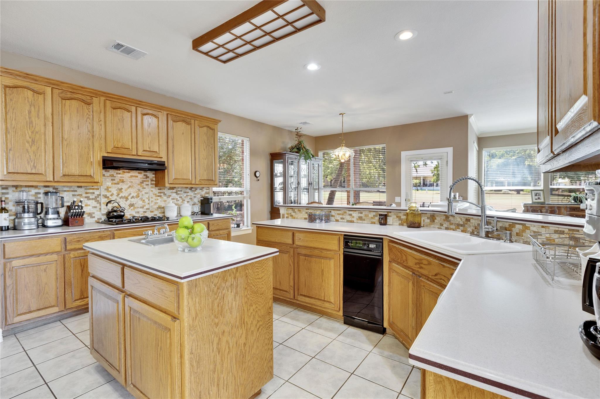 10608 PORTRUSH Ct, Austin, TX 78747