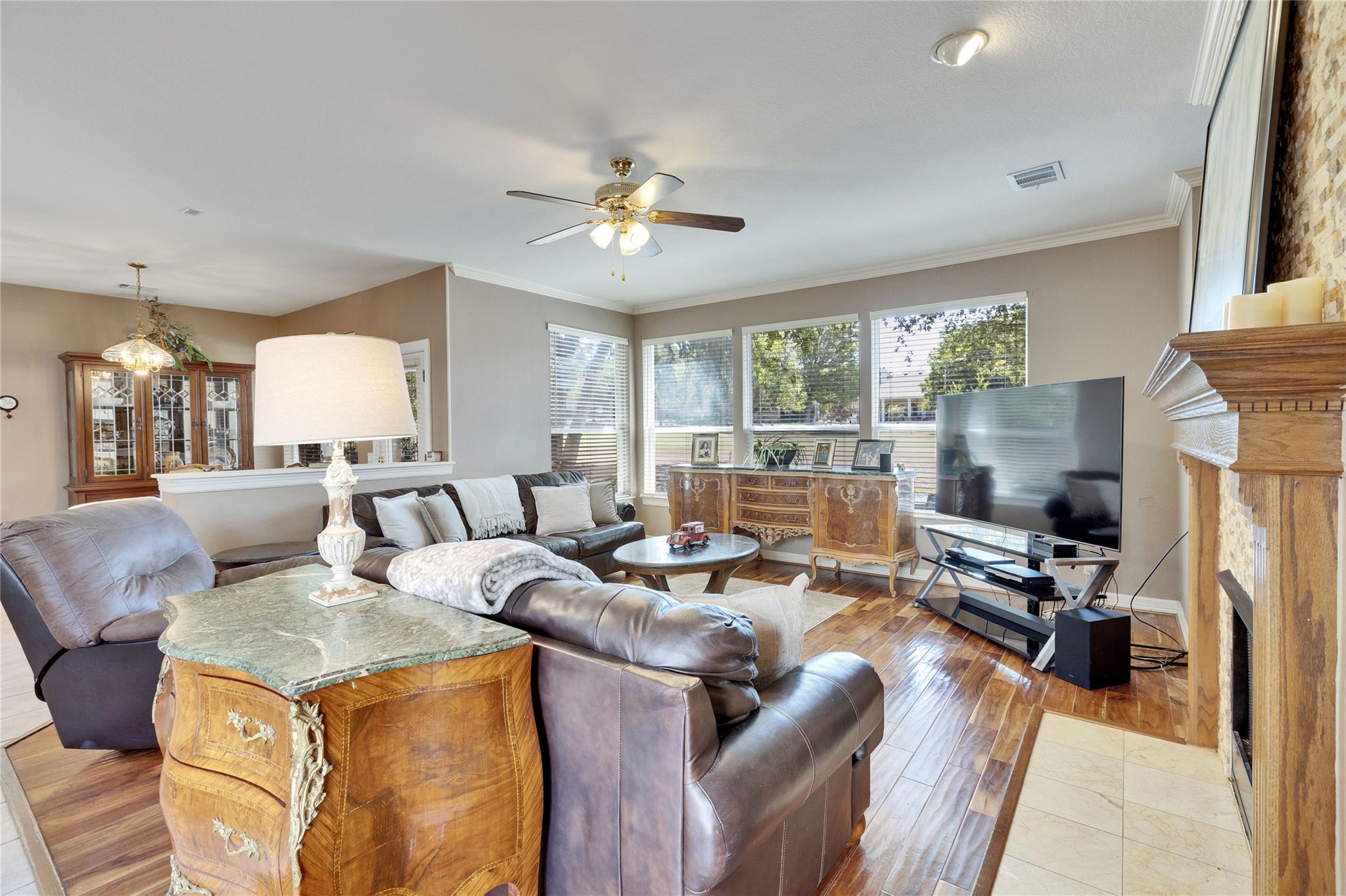 10608 PORTRUSH Ct, Austin, TX 78747