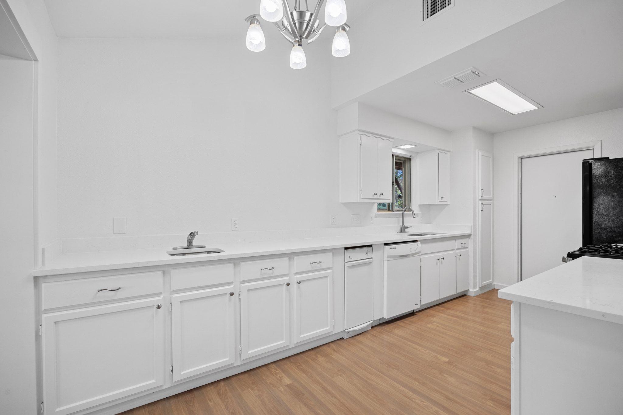 11811 Barrington Way, Austin, TX 78759