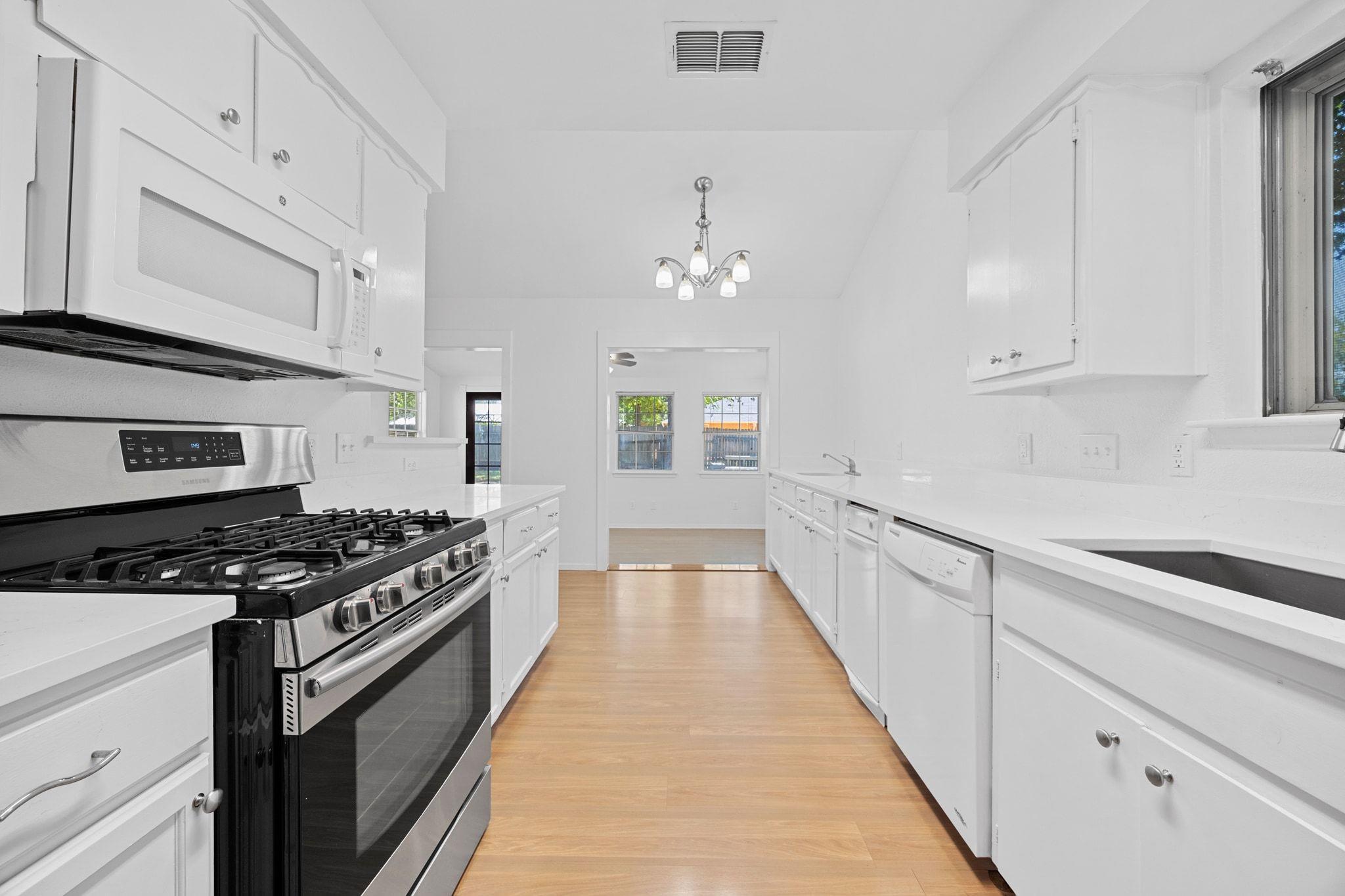 11811 Barrington Way, Austin, TX 78759