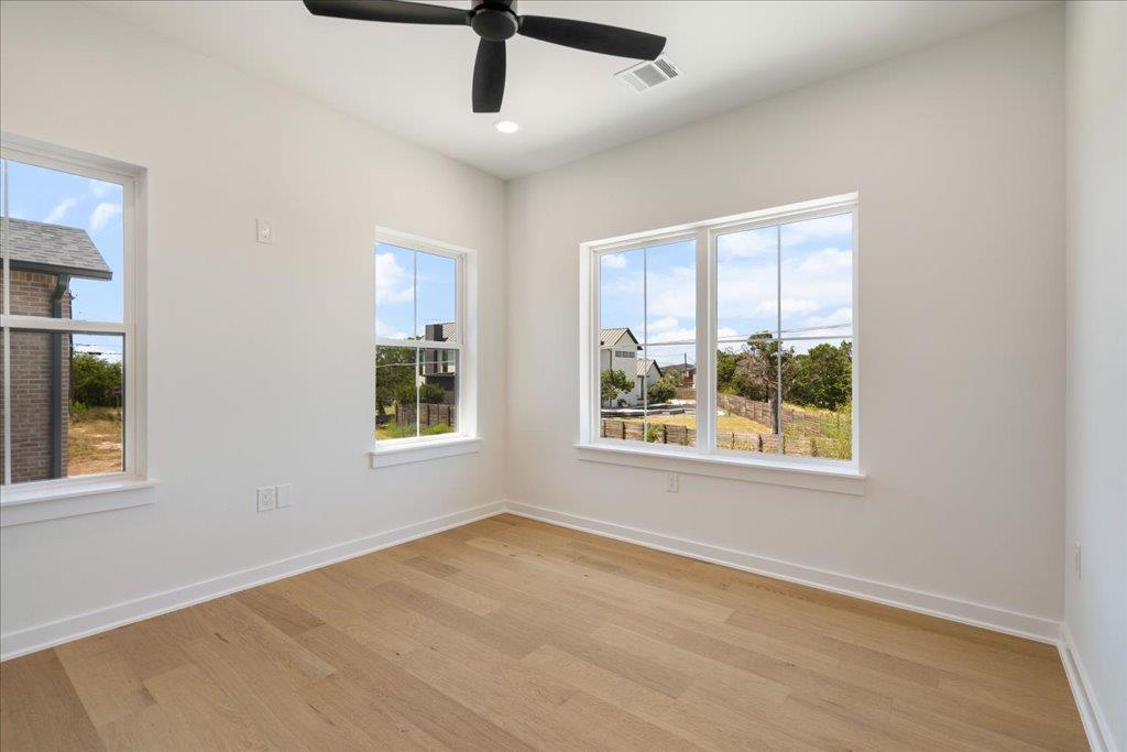 8609 Nina Ln, Jonestown, TX 78645