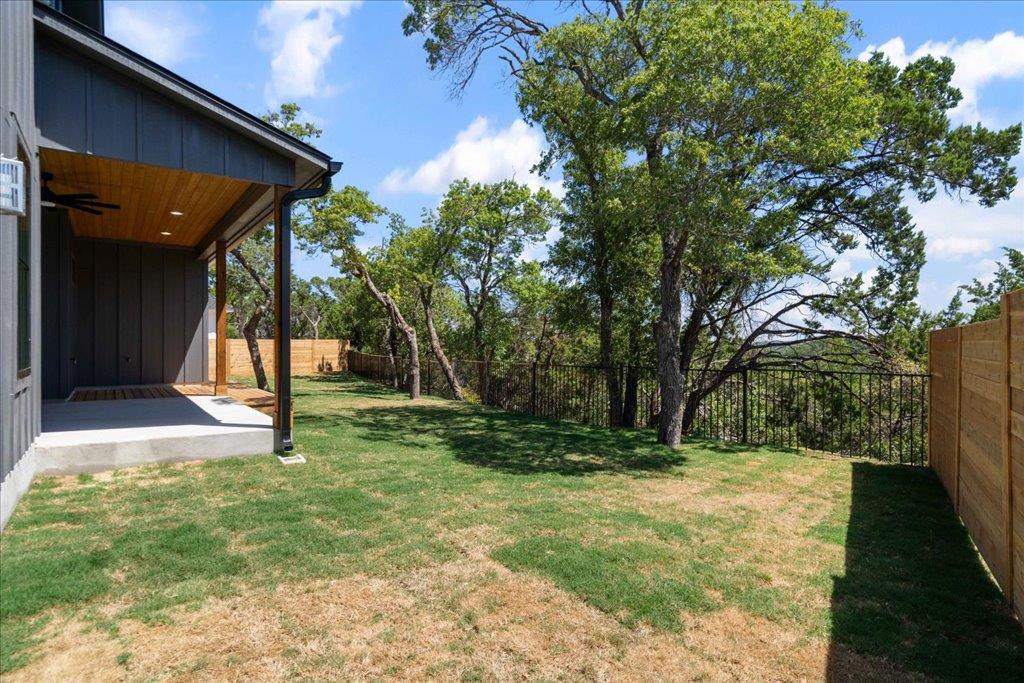 8609 Nina Ln, Jonestown, TX 78645