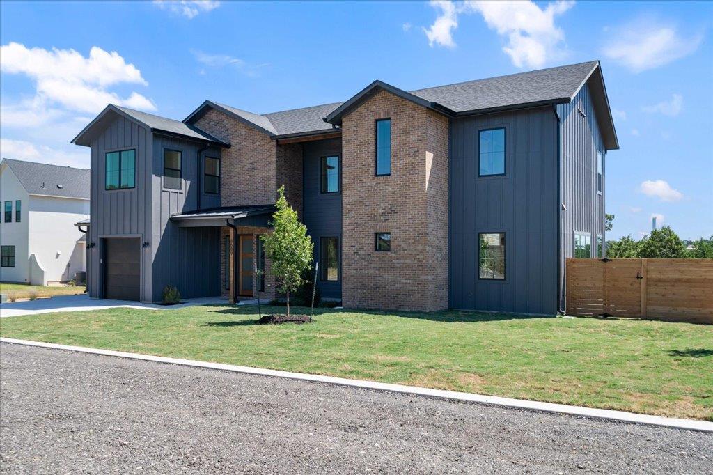 8609 Nina Ln, Jonestown, TX 78645