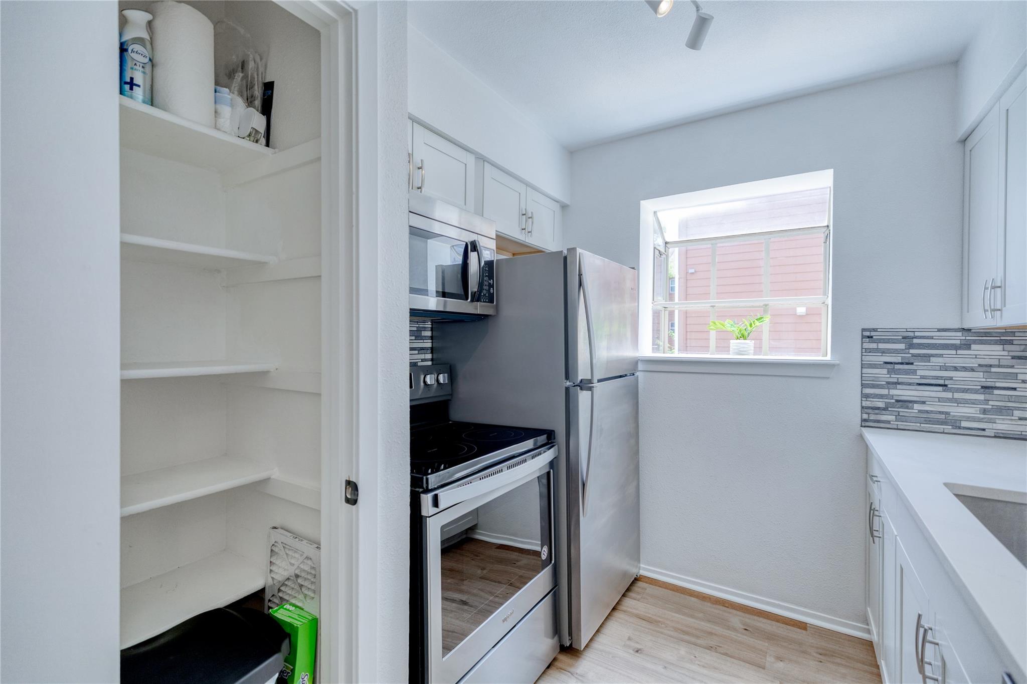 6903 Deatonhill Dr # 23, Austin, TX 78745