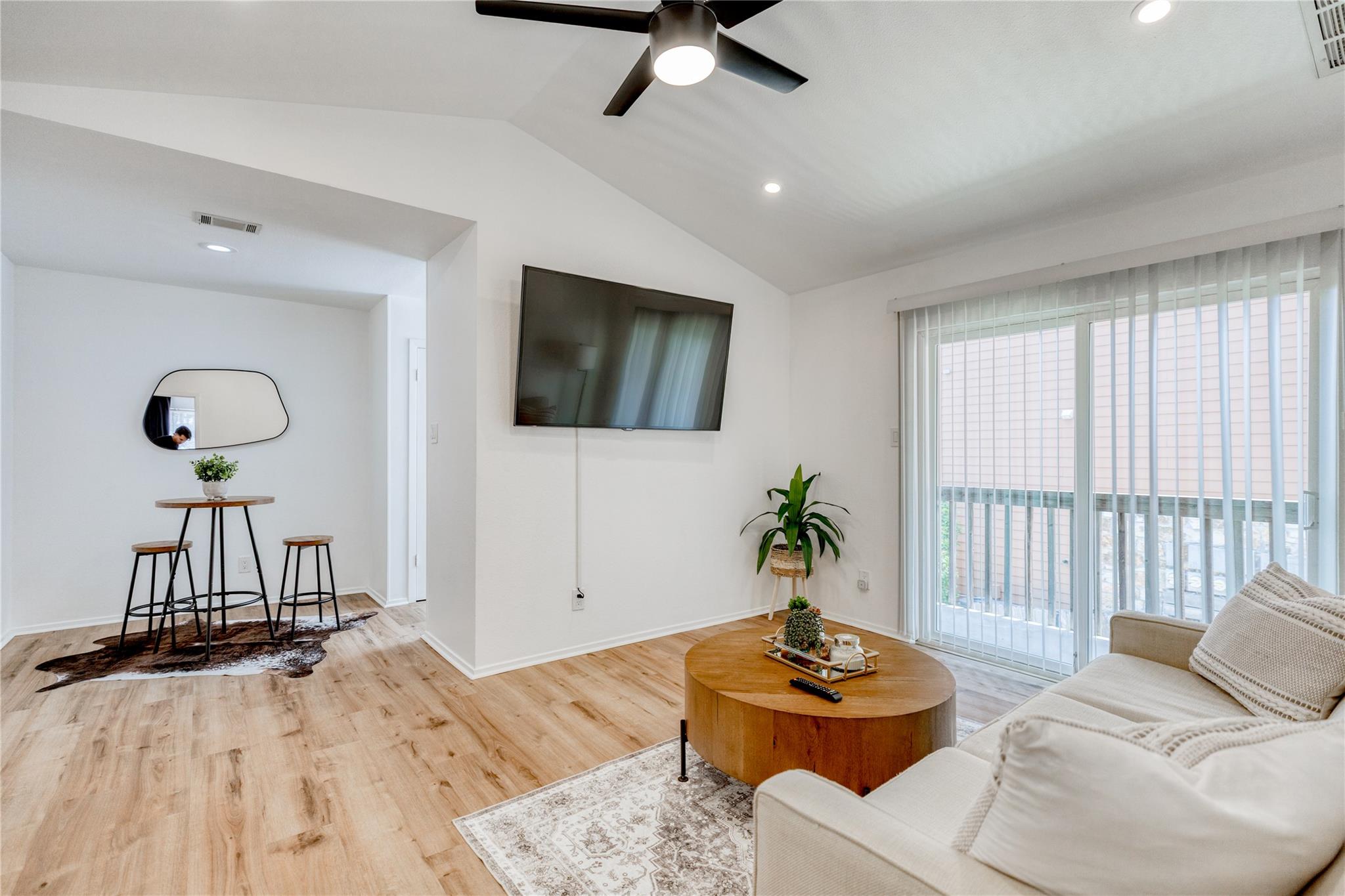 6903 Deatonhill Dr # 23, Austin, TX 78745