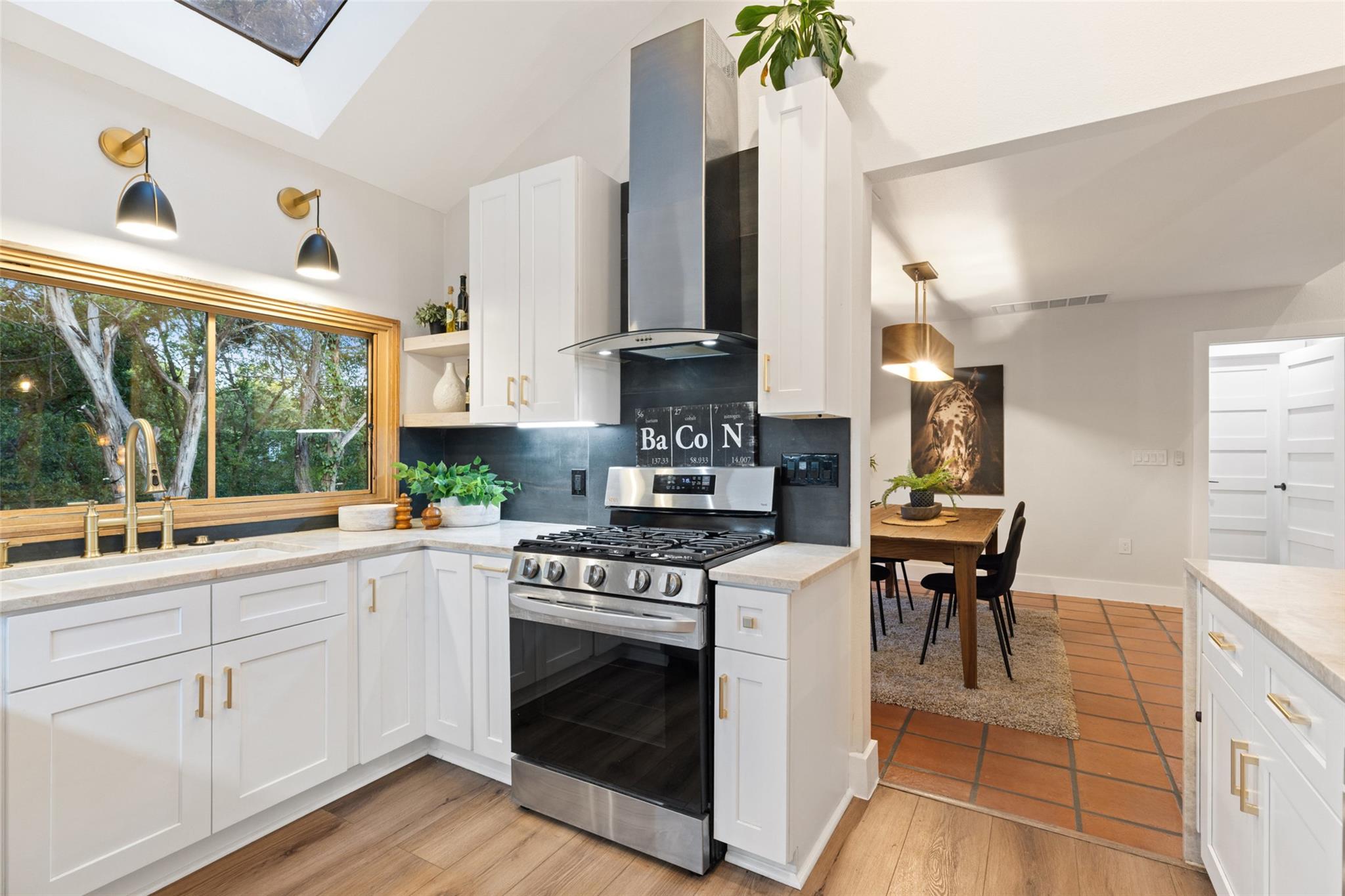 6303 Shadow Valley Dr, Austin, TX 78731