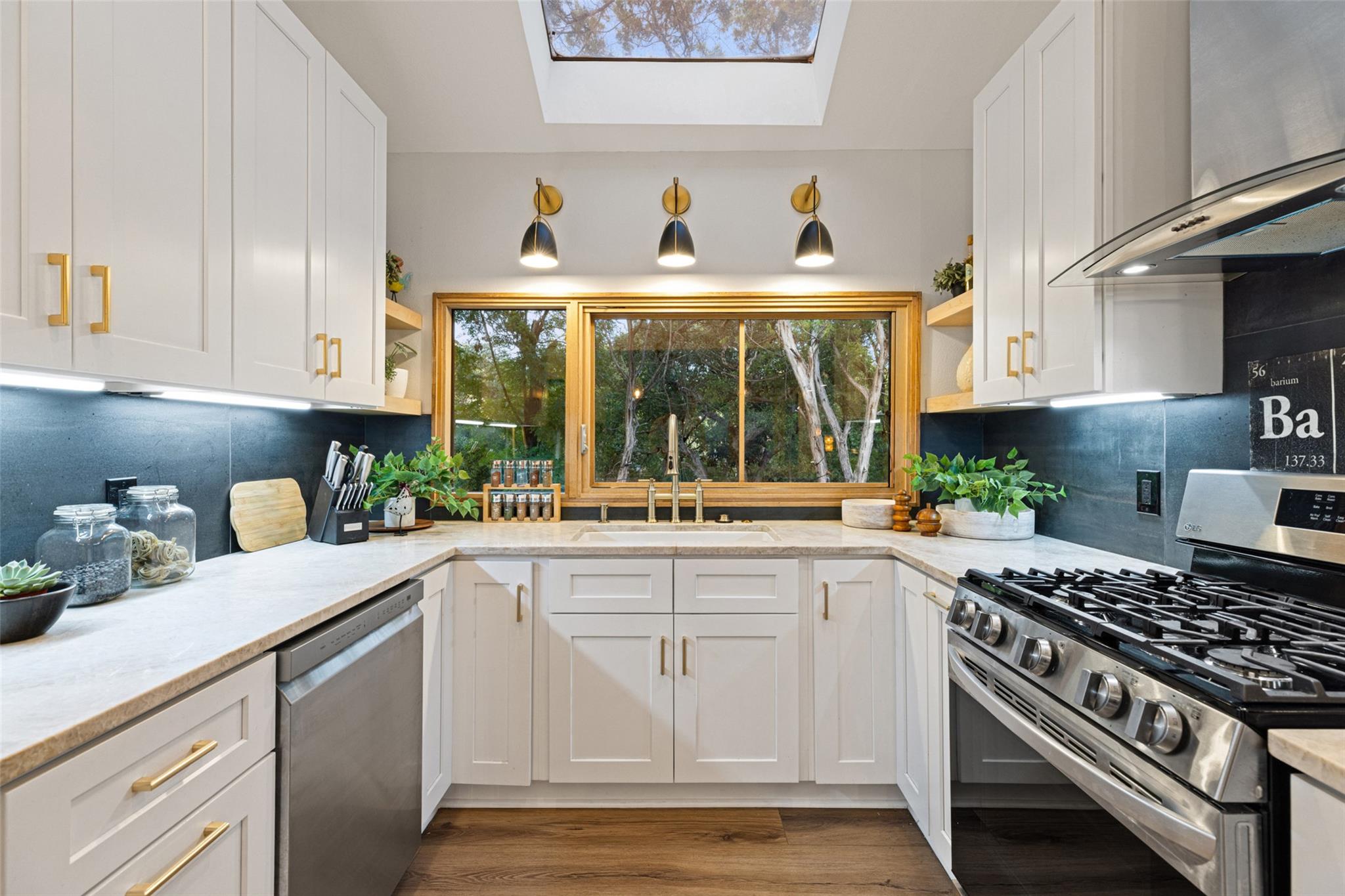 6303 Shadow Valley Dr, Austin, TX 78731