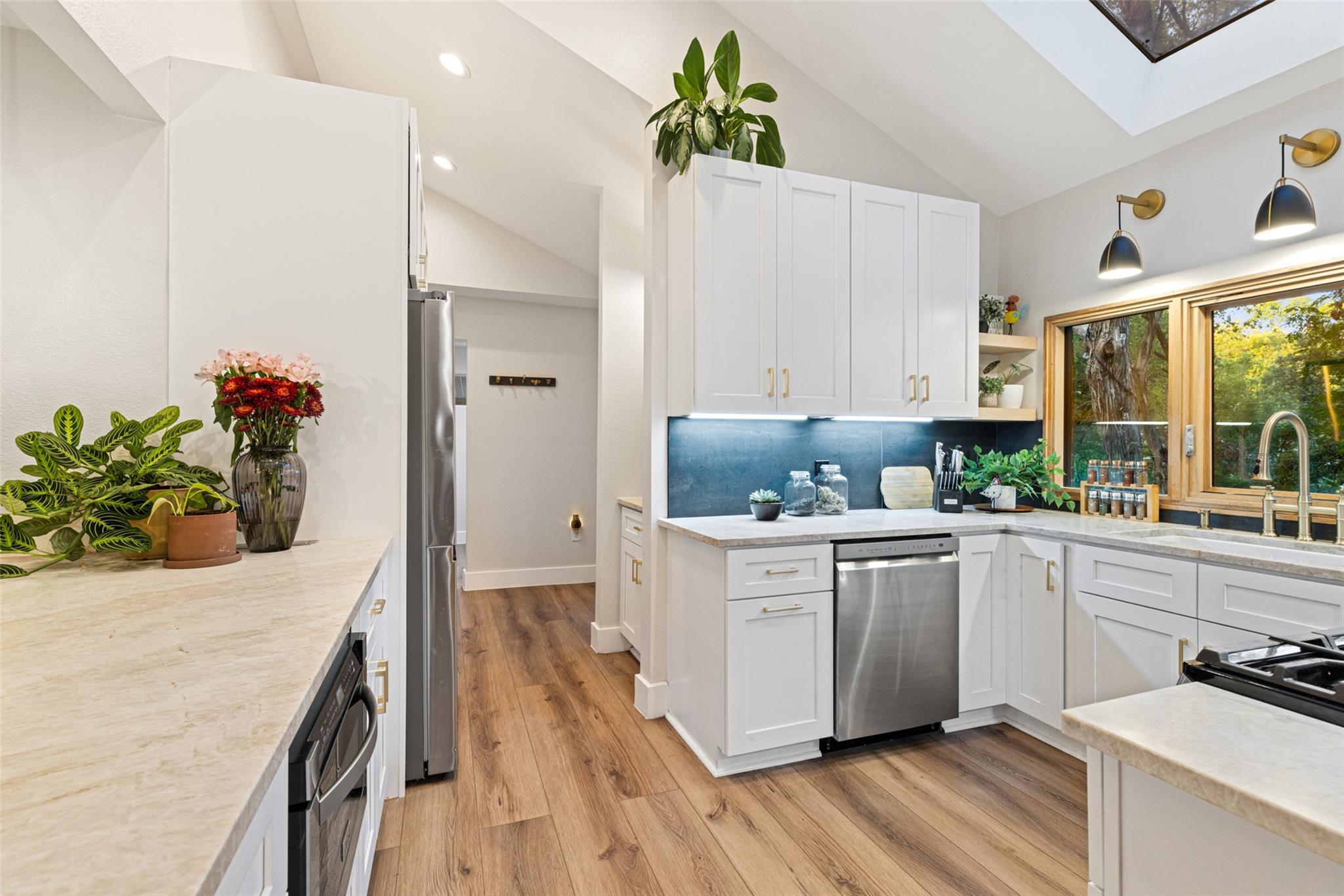 6303 Shadow Valley Dr, Austin, TX 78731