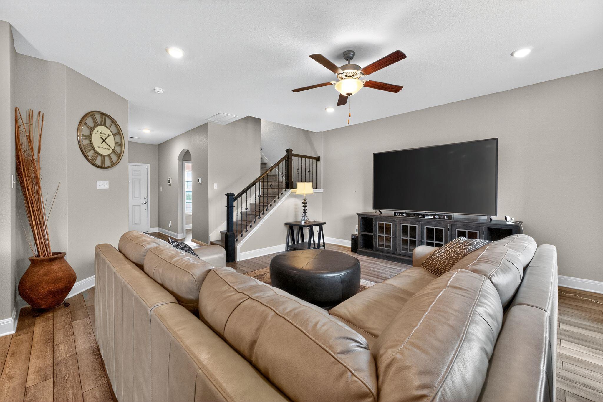 14017 Prospector Way, Elgin, TX 78621