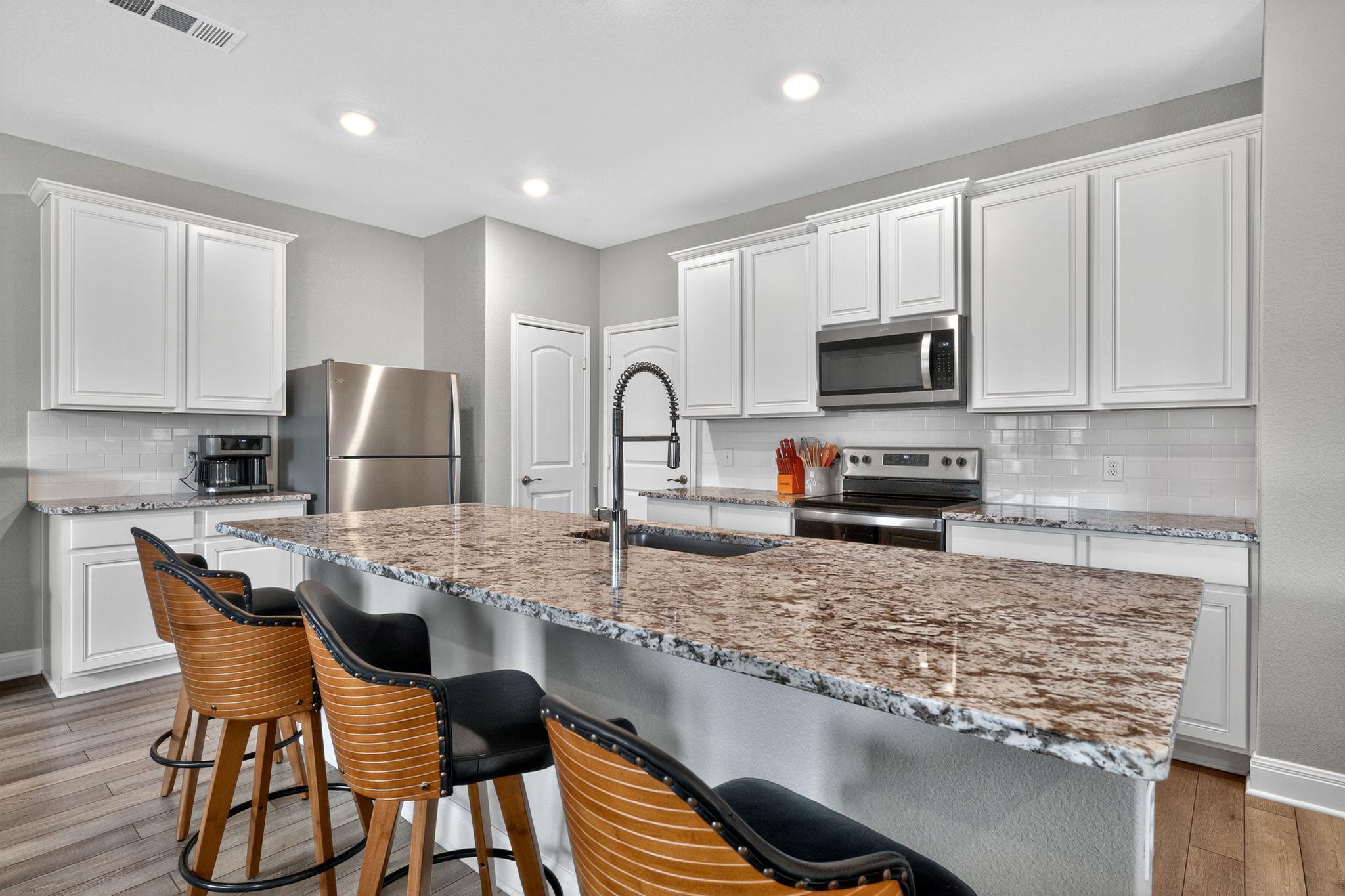 14017 Prospector Way, Elgin, TX 78621