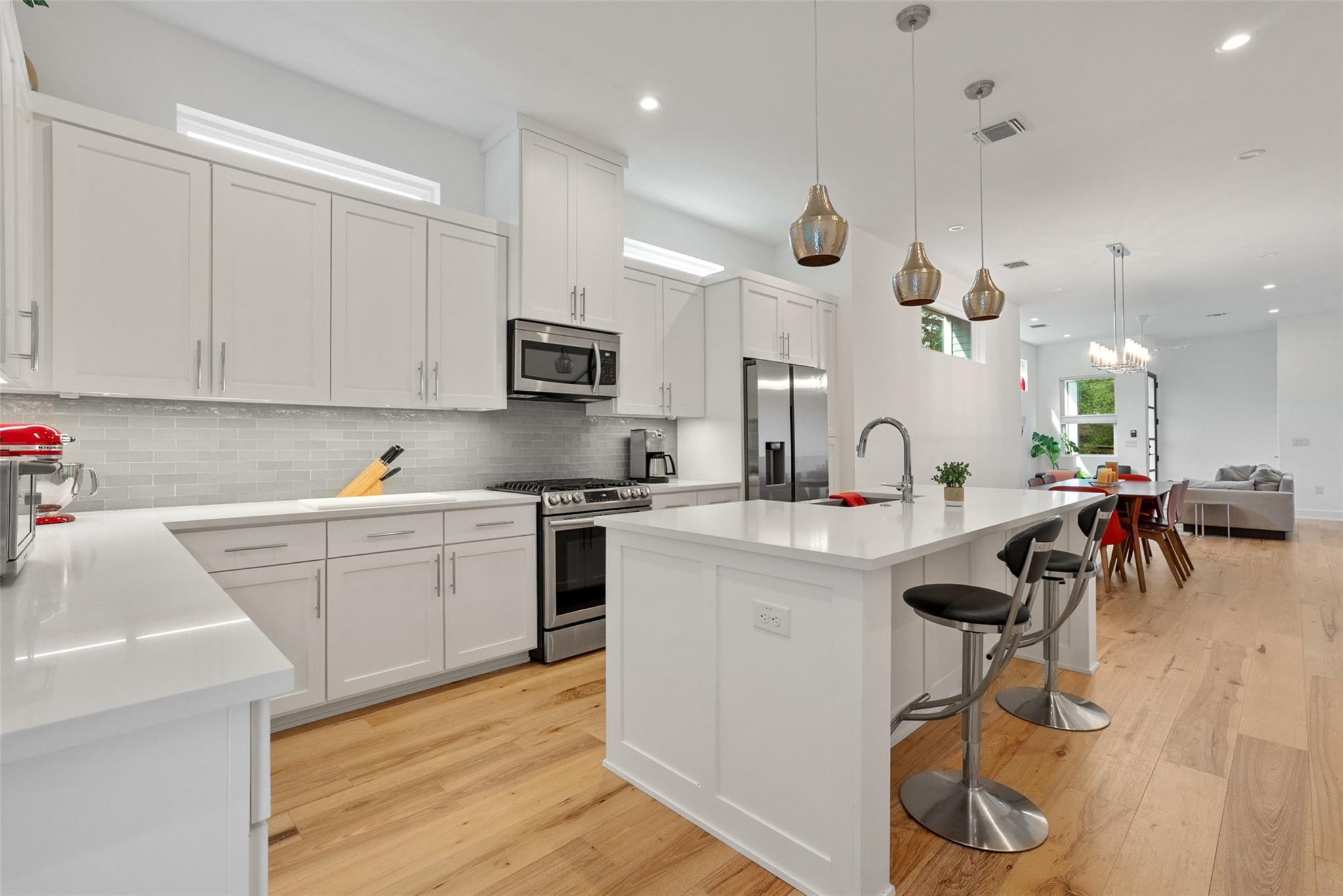 1411 Cometa St # A, Austin, TX 78721