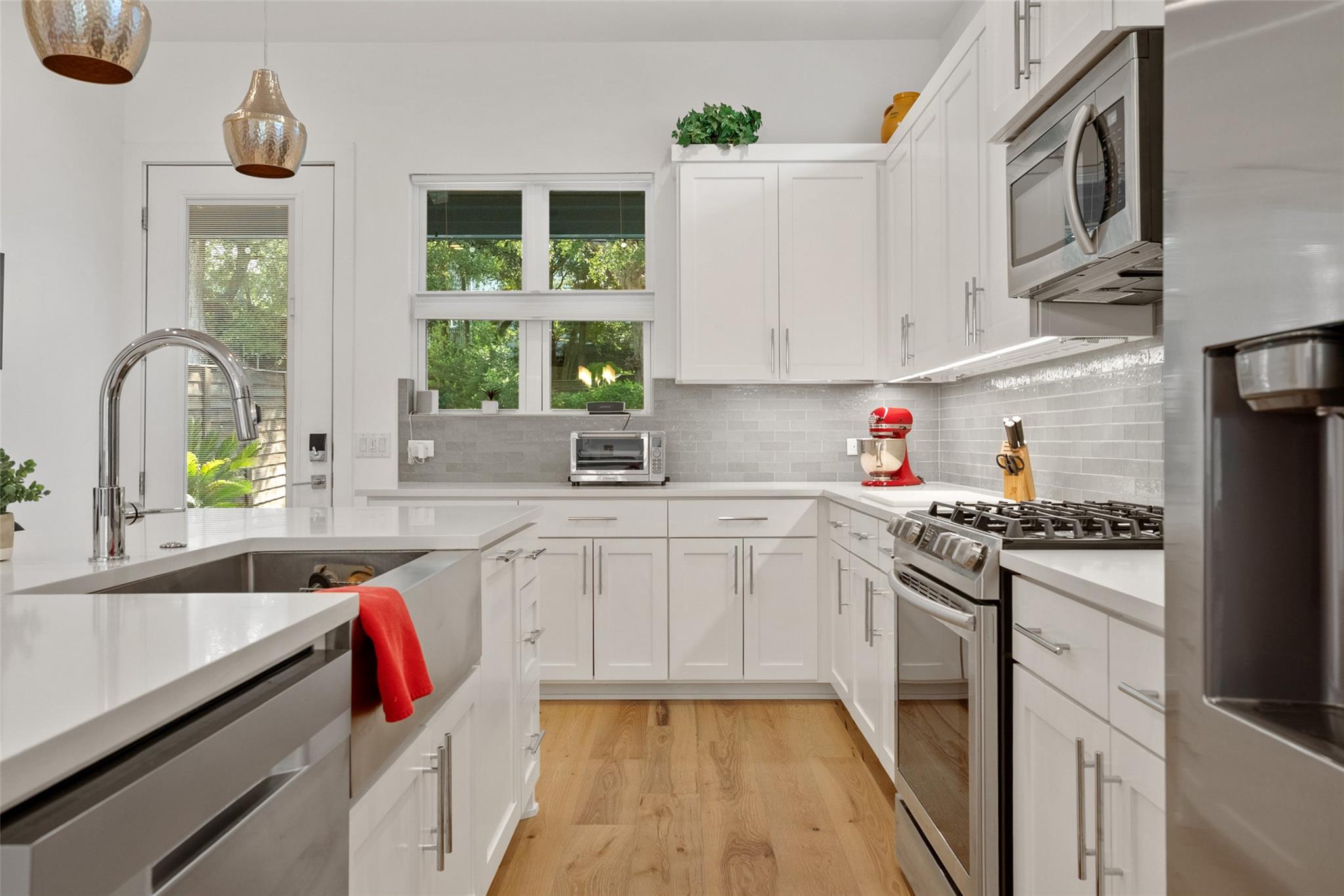 1411 Cometa St # A, Austin, TX 78721