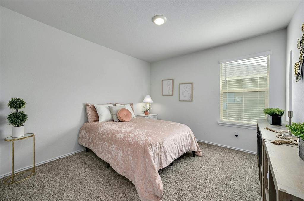 1045 Taggart Trl, Jarrell, TX 76537