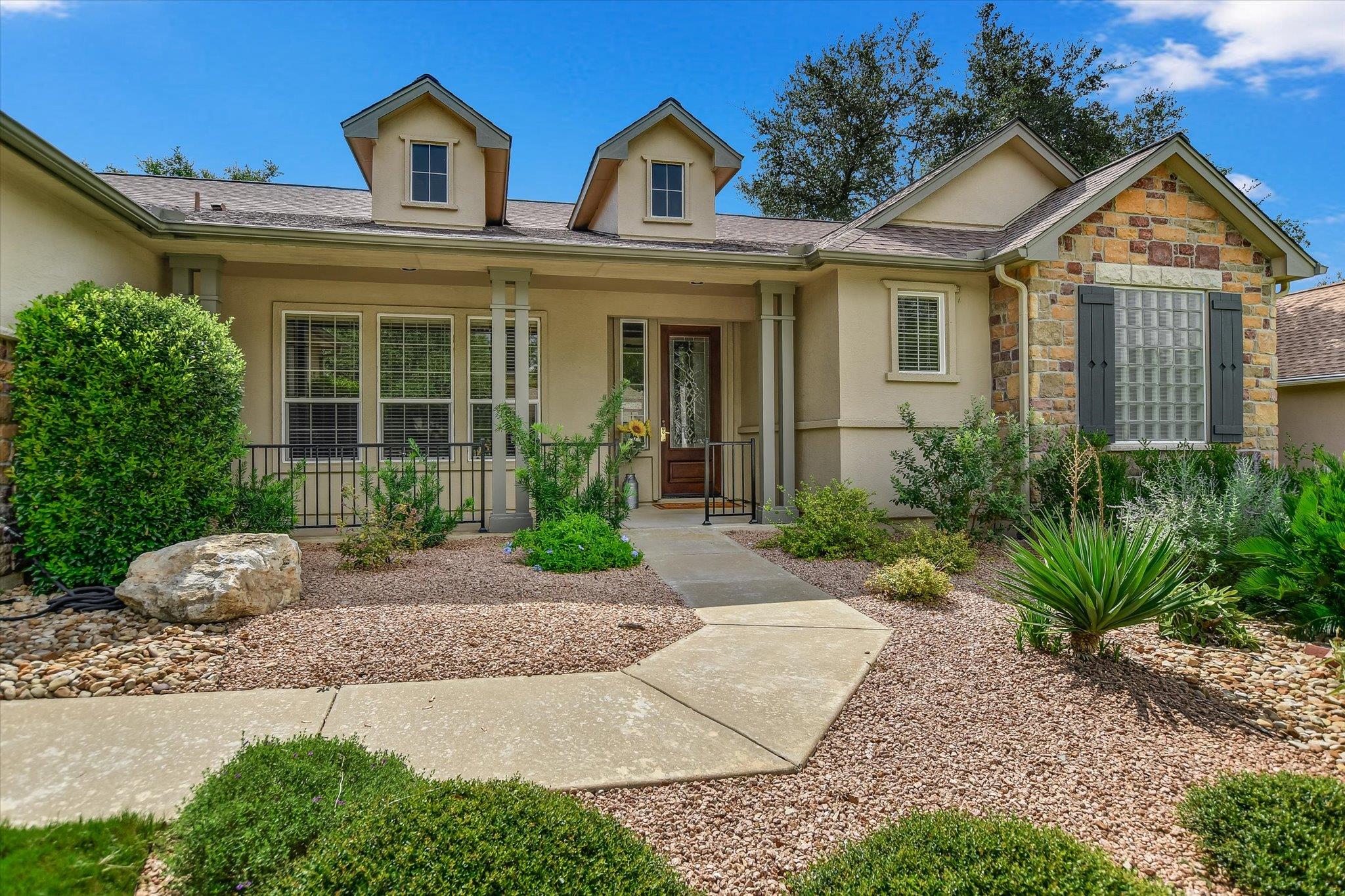 111 Great Frontier Dr, Georgetown, TX 78633