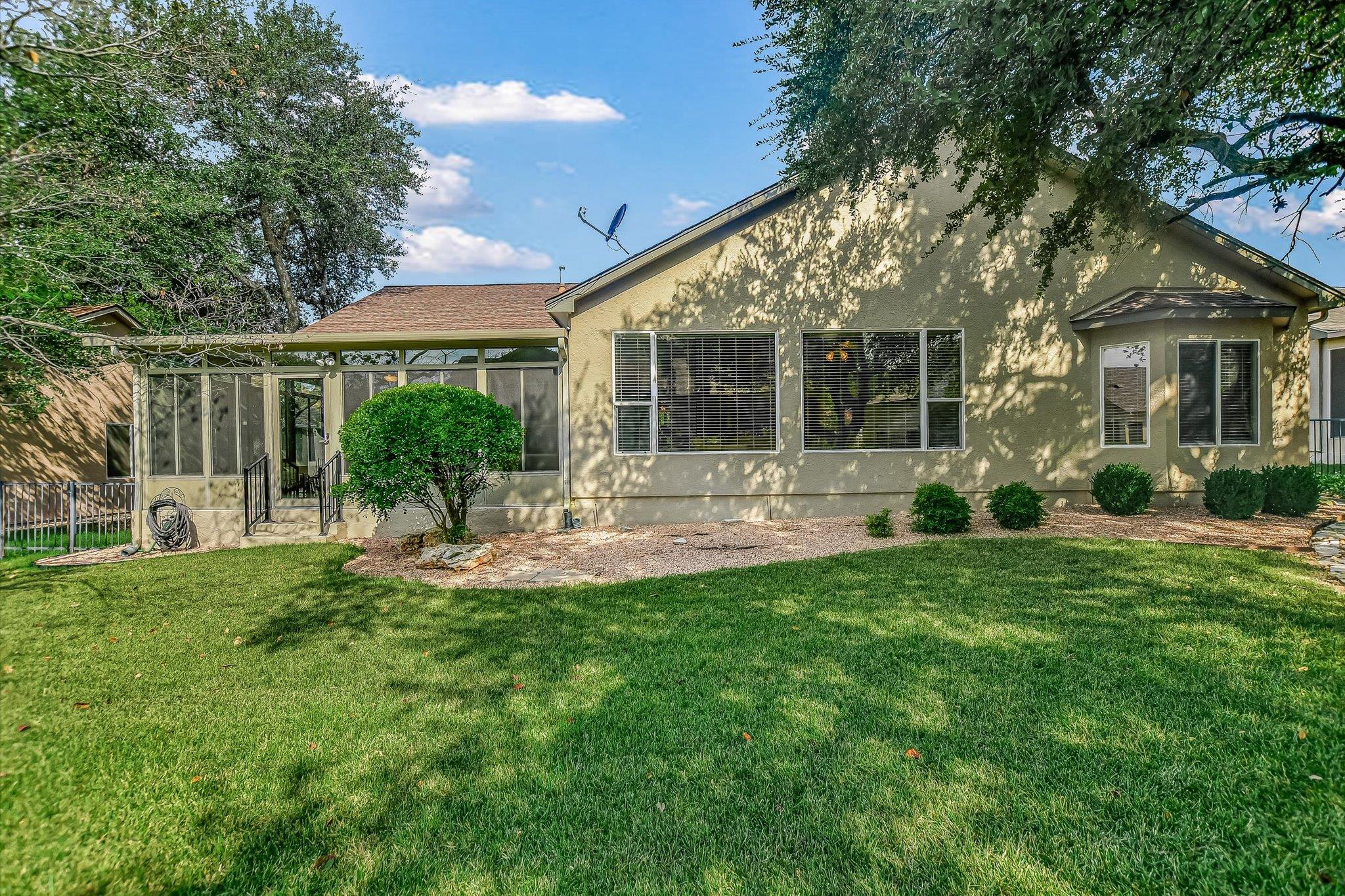 111 Great Frontier Dr, Georgetown, TX 78633