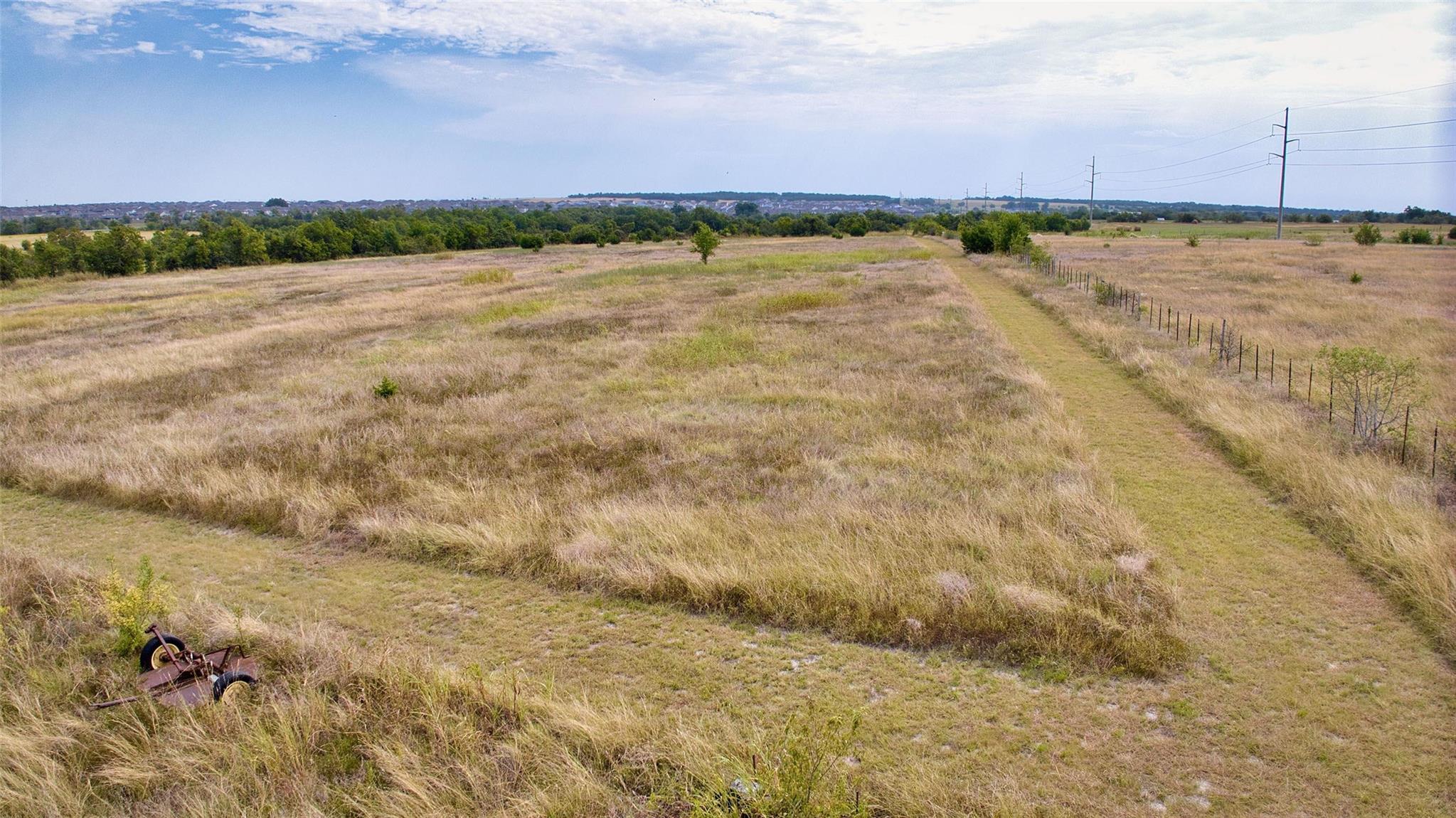 350 County Road 375, Jarrell, TX 76537